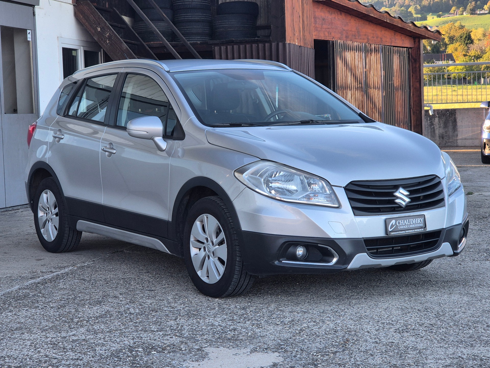 SUZUKI SX4 S-Cross 1.6 16V Compact Top 4WD CVT7-image-3