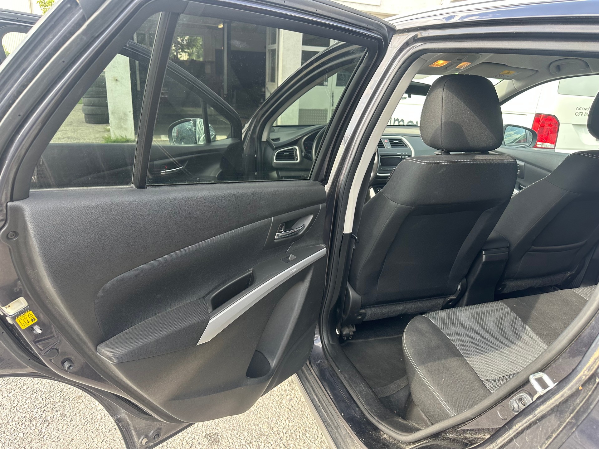 SUZUKI SX4 S-Cross 1.6 16V GL Top 4WD CVT7-image-9