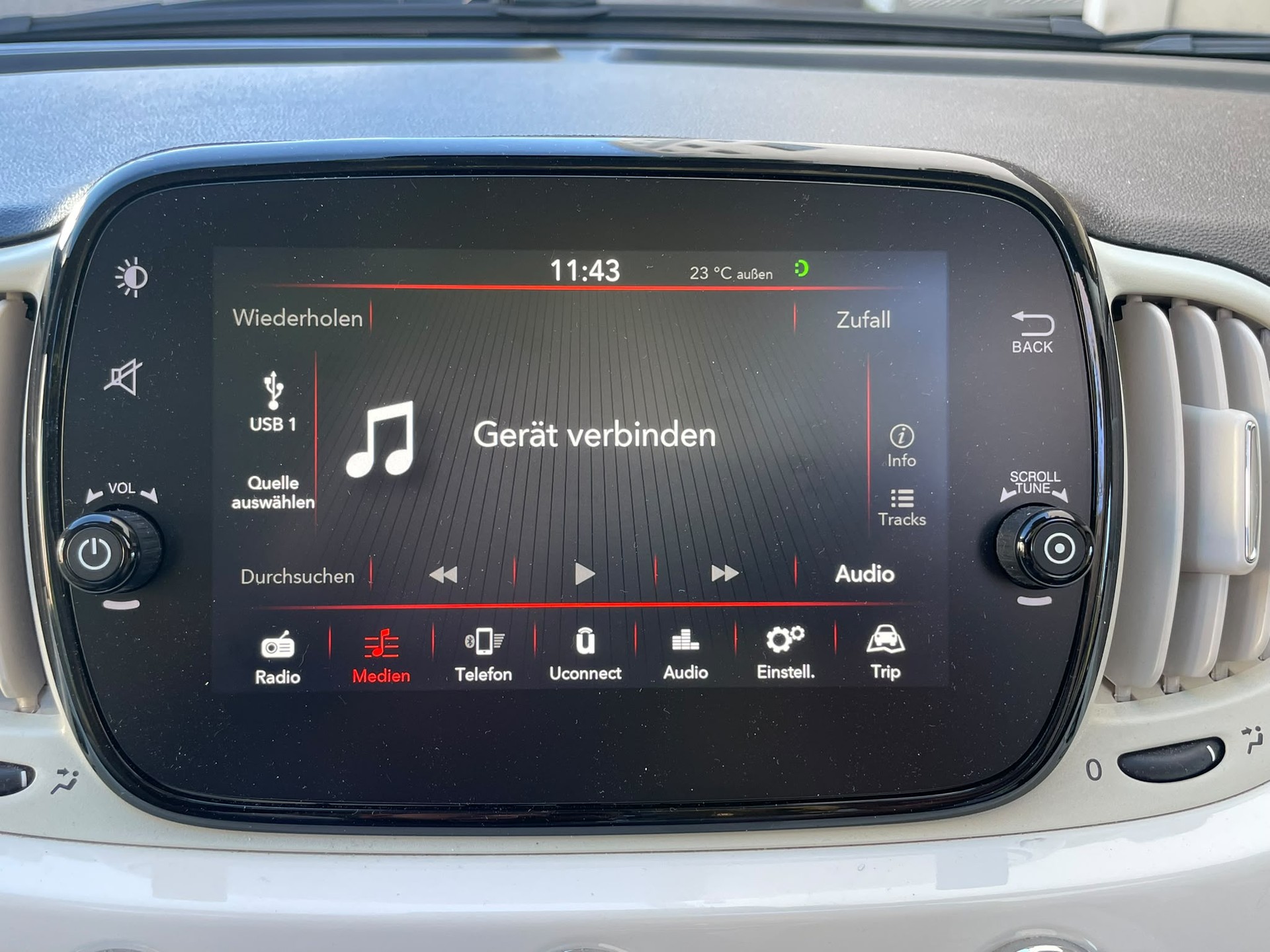 FIAT Facelift 500Cabrio 1.2 Lounge Dualogic TEMPOMAT | KLIMA | ZAHNRIEMEN + WASSERPUMPE NEU | PARKSENSOREN-image-9