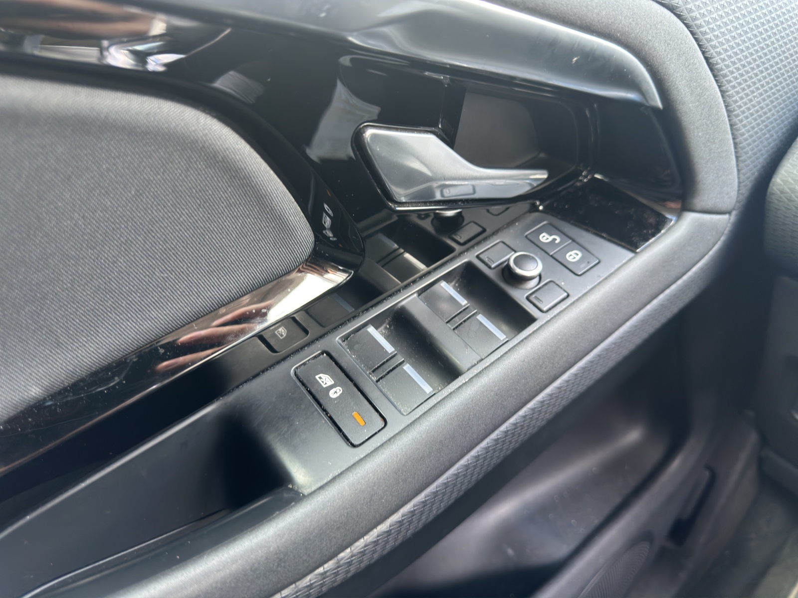 LAND ROVER Range Rover Evoque D 150 S AT9-image-14