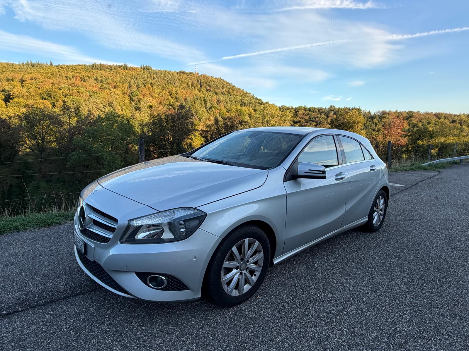 MERCEDES-BENZ A 180 Style 7G-DCT-image-0