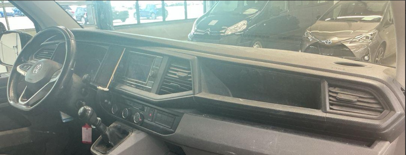 VW T6.1 2.0 TDI Entry-image-1