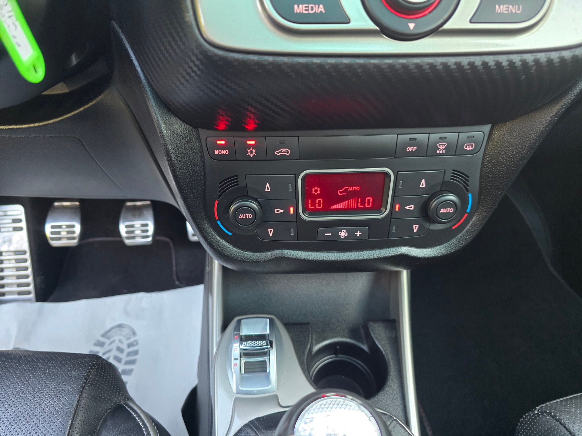 ALFA ROMEO MiTo 1.4 TB Quadrifoglio Verde-image-23