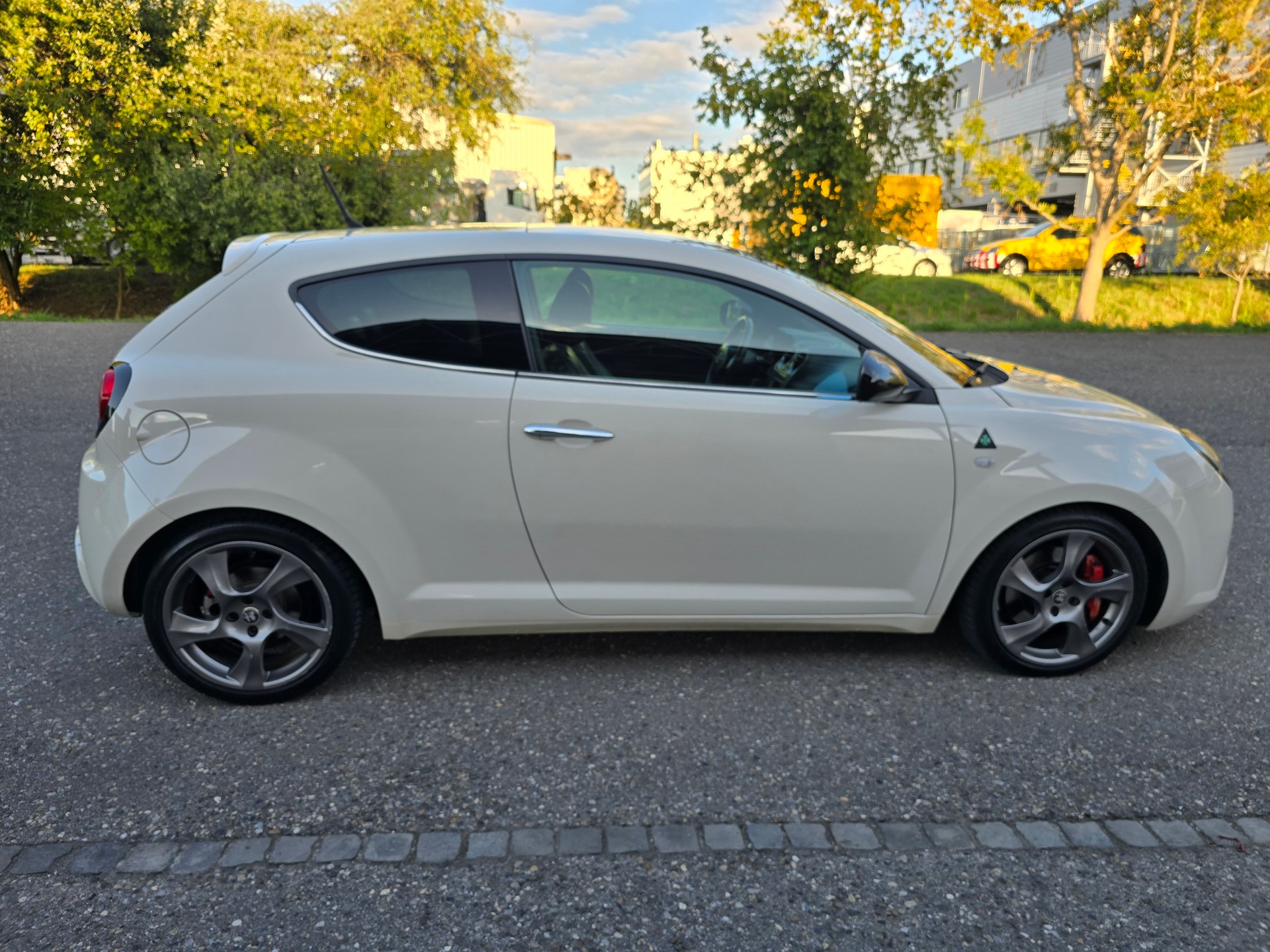 ALFA ROMEO MiTo 1.4 TB Quadrifoglio Verde-image-11