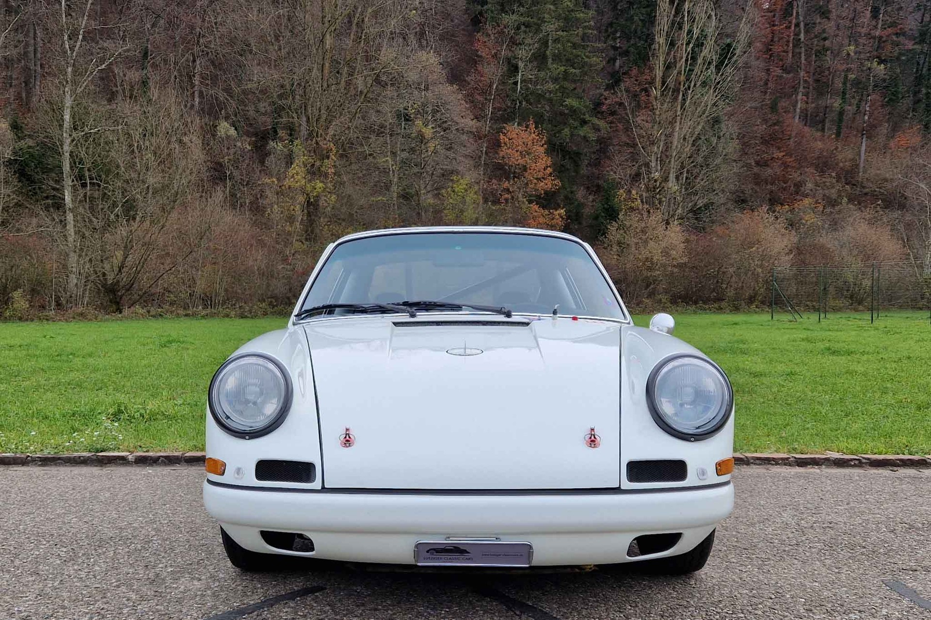PORSCHE 911 R-image-2