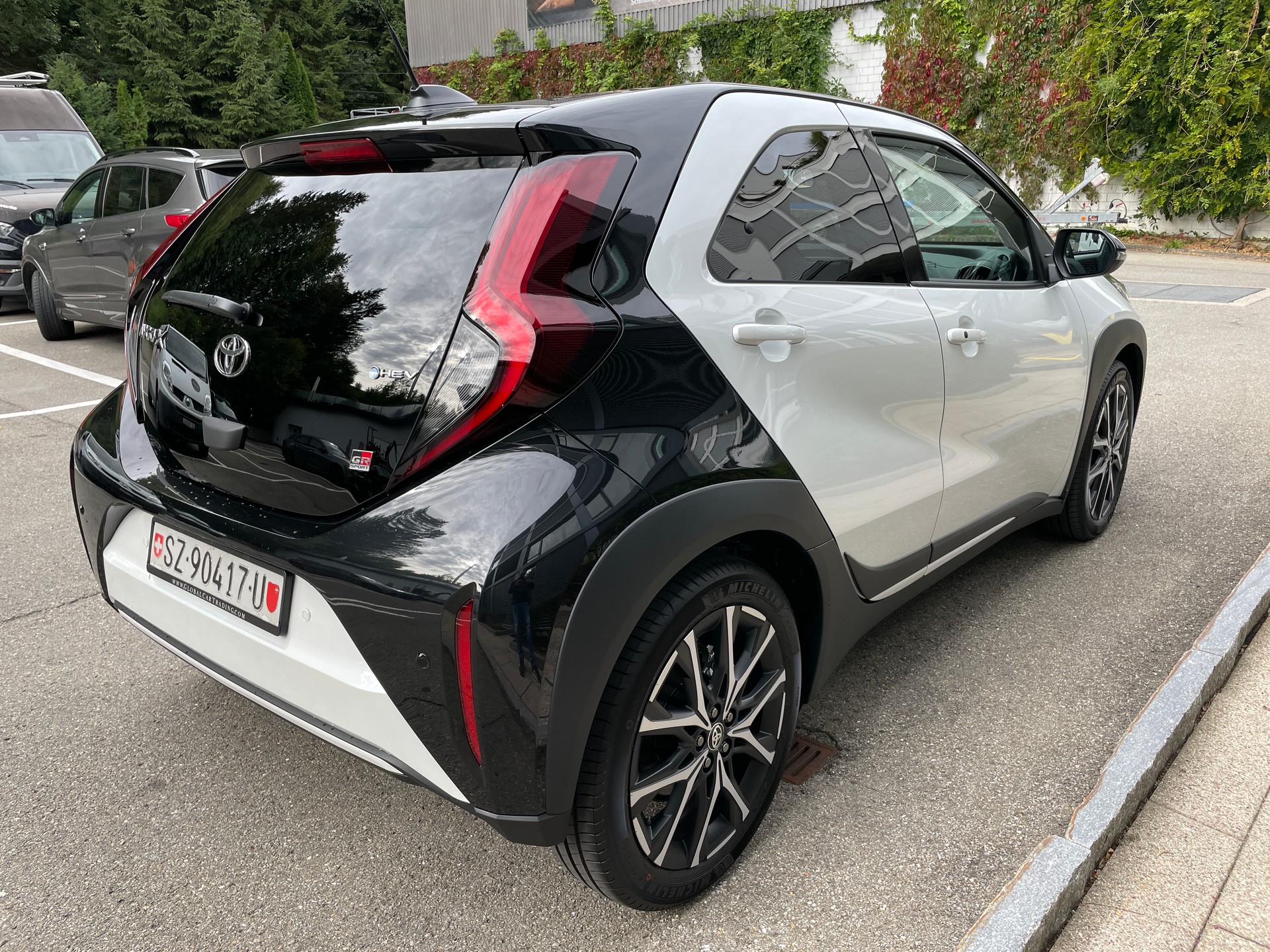TOYOTA Aygo X 1.5 GR Sport e-CVT-image-5