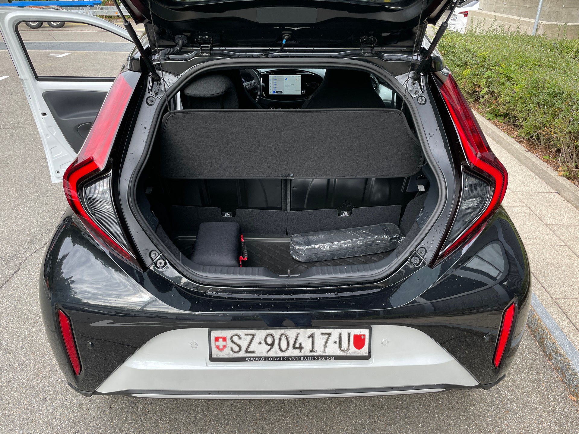 TOYOTA Aygo X 1.5 GR Sport e-CVT-image-4