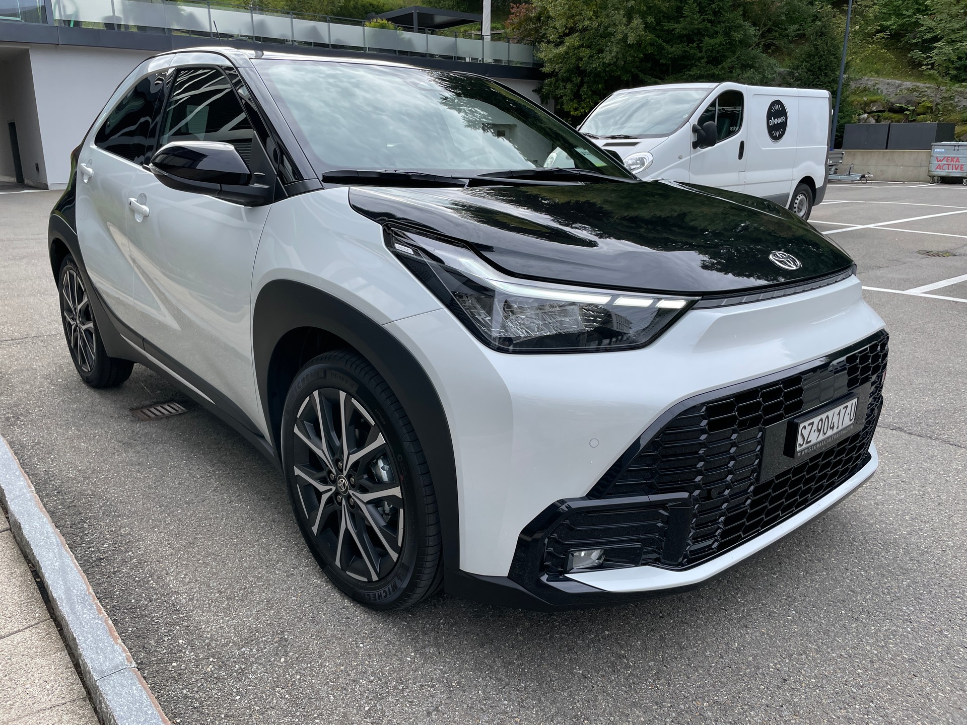 TOYOTA Aygo X 1.5 GR Sport e-CVT-image-6