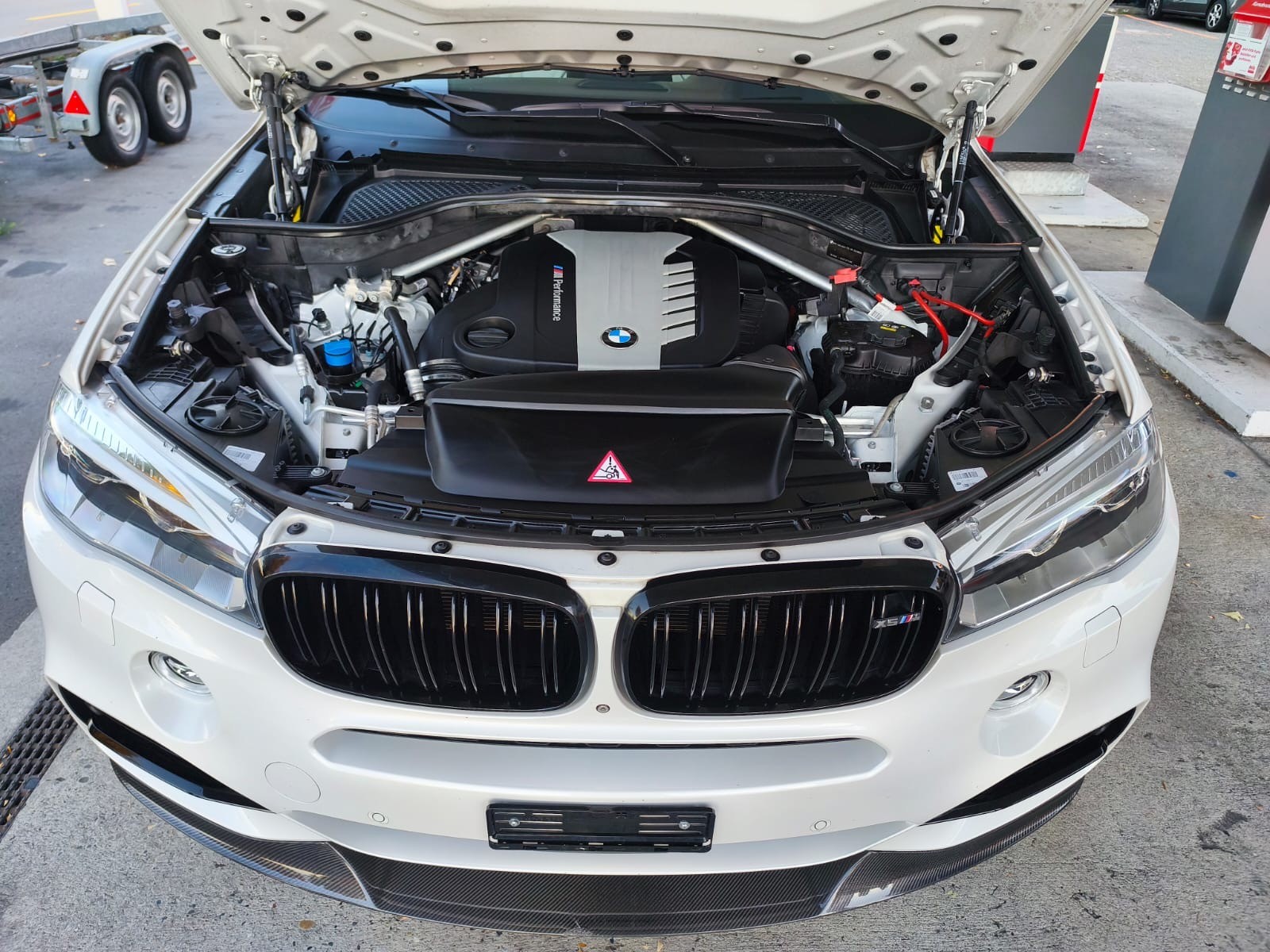 BMW X5 xDrive M50d Steptronic-image-18