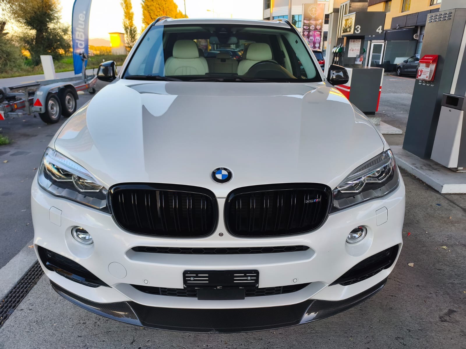 BMW X5 xDrive M50d Steptronic-image-25