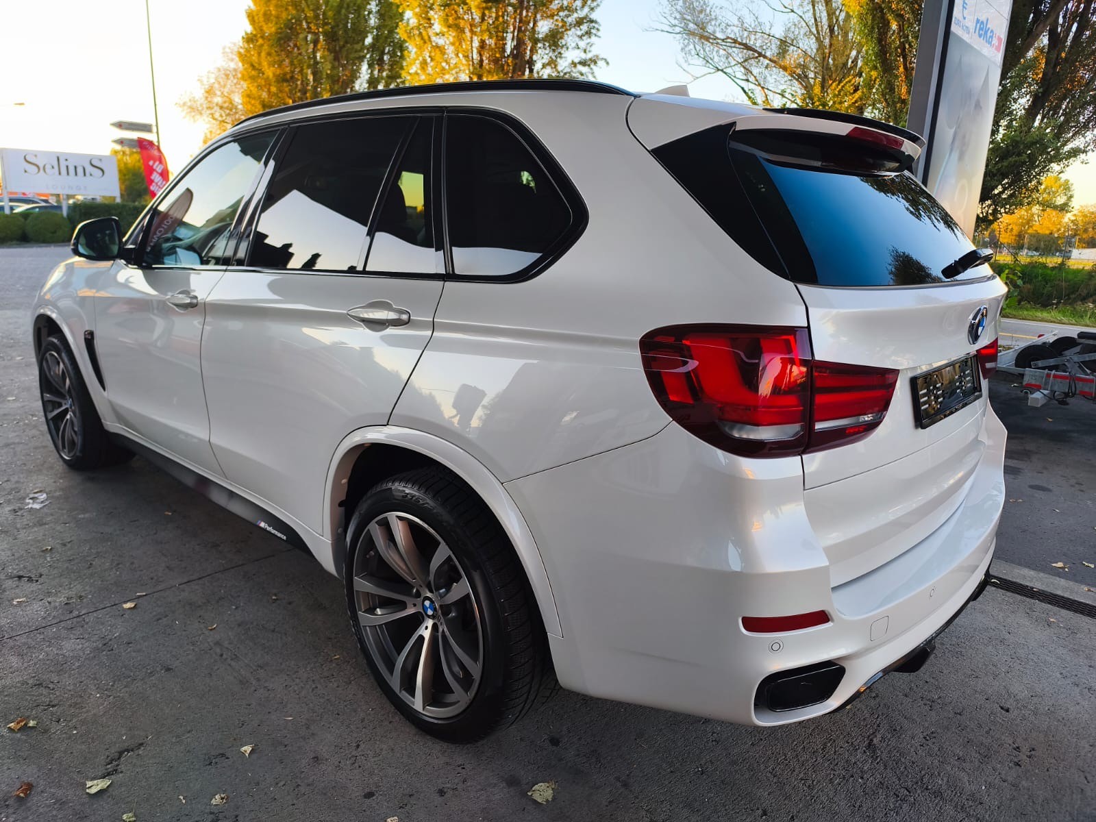 BMW X5 xDrive M50d Steptronic-image-3