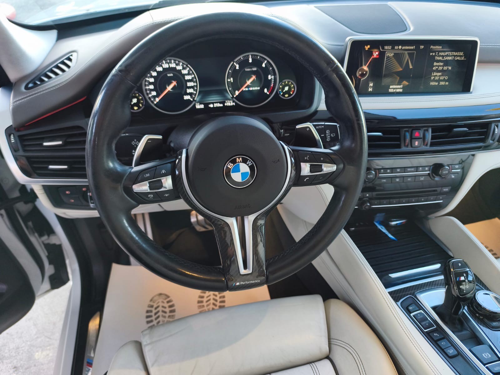 BMW X5 xDrive M50d Steptronic-image-13
