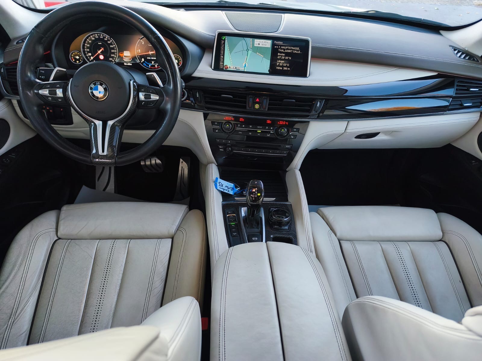 BMW X5 xDrive M50d Steptronic-image-15
