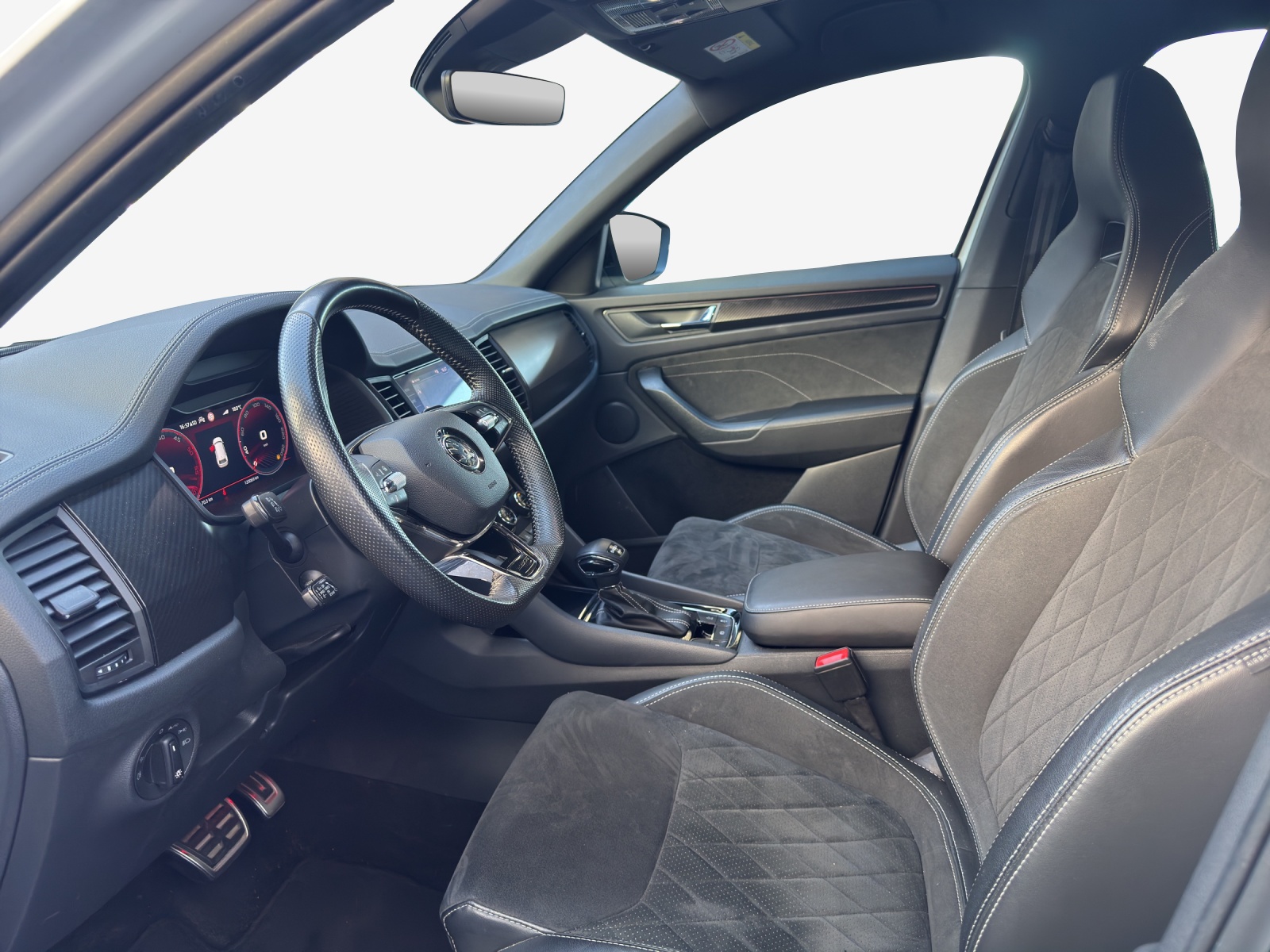 SKODA Kodiaq 2.0 TDI CR SportLine 4x4 DSG-image-7