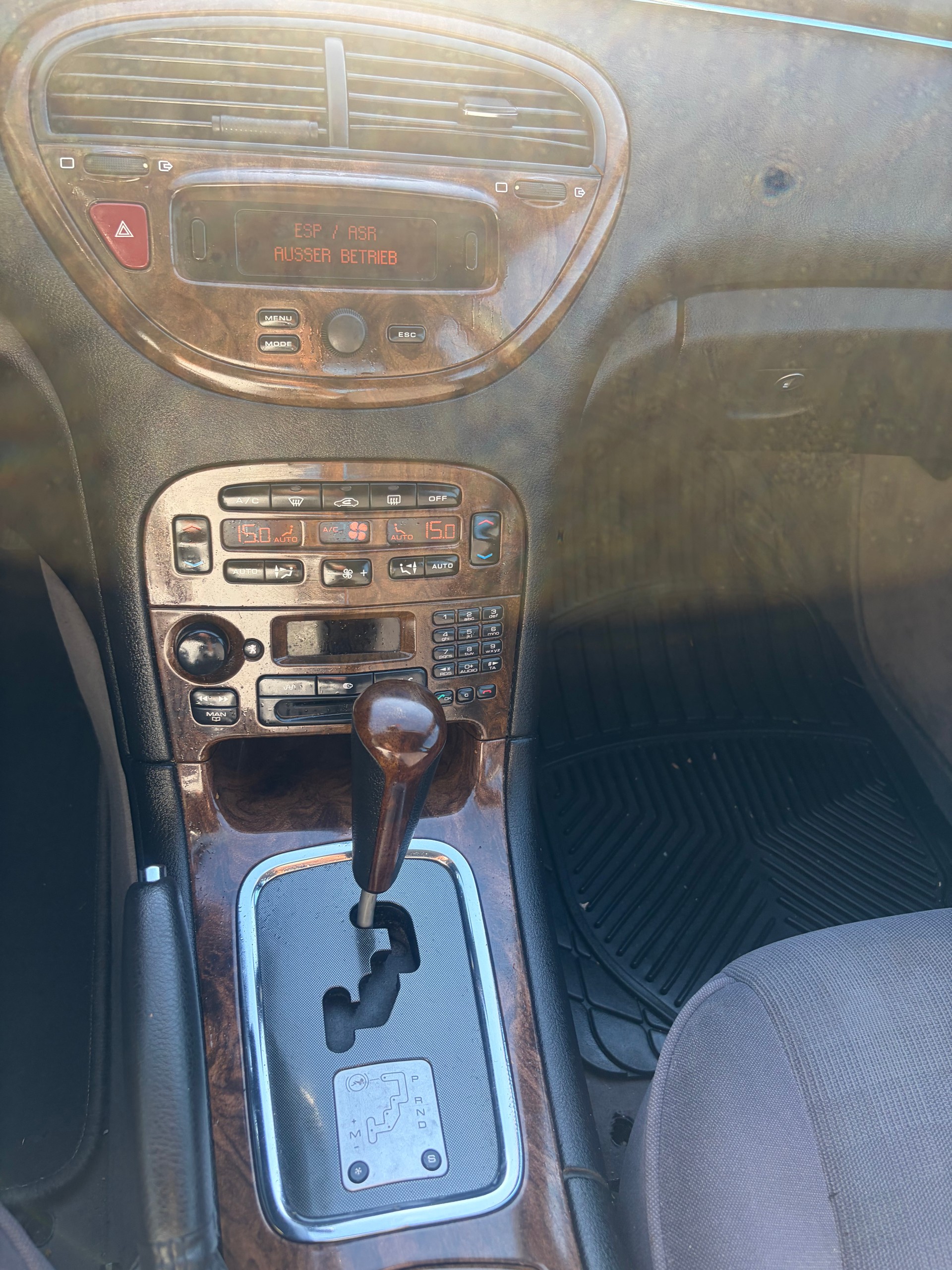 PEUGEOT 607 3.0 24V Personnalisée-image-10