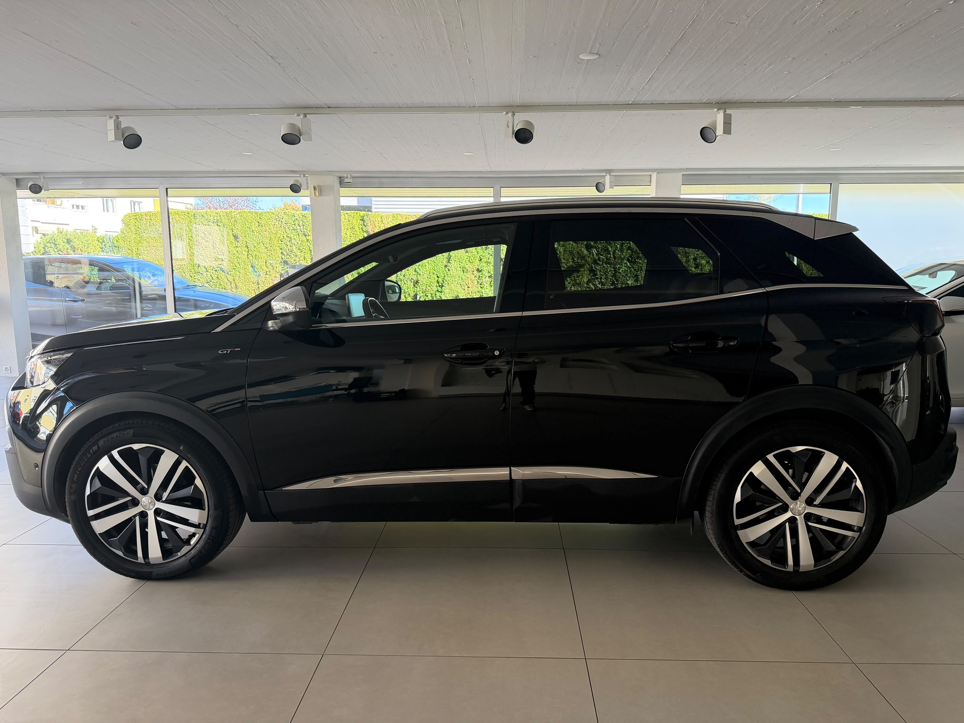 PEUGEOT 3008 2.0 BlueHDi GT EAT-image-4