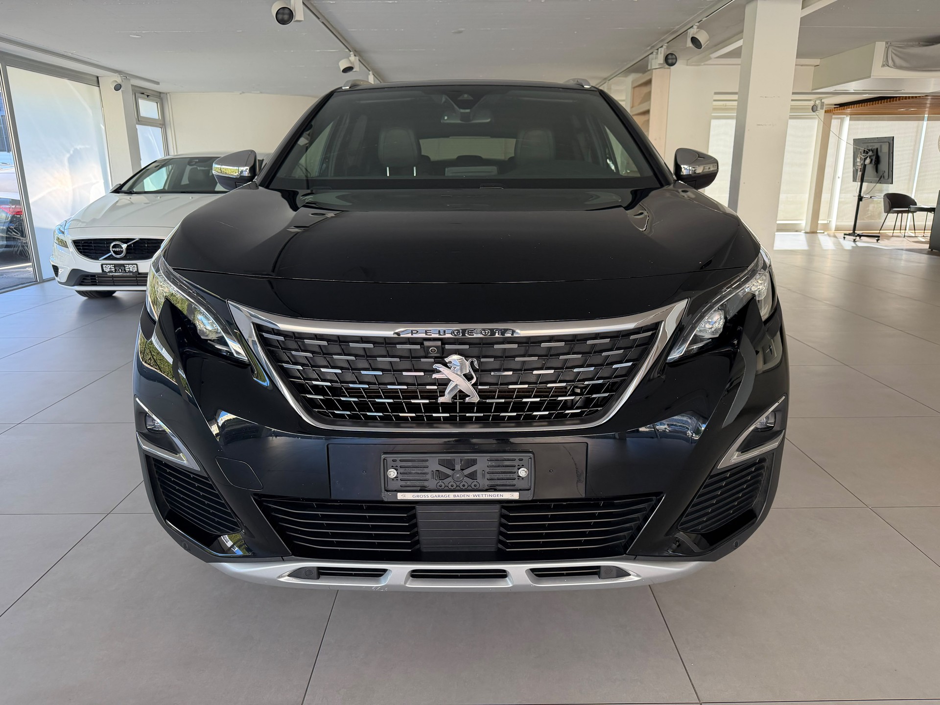 PEUGEOT 3008 2.0 BlueHDi GT EAT-image-2