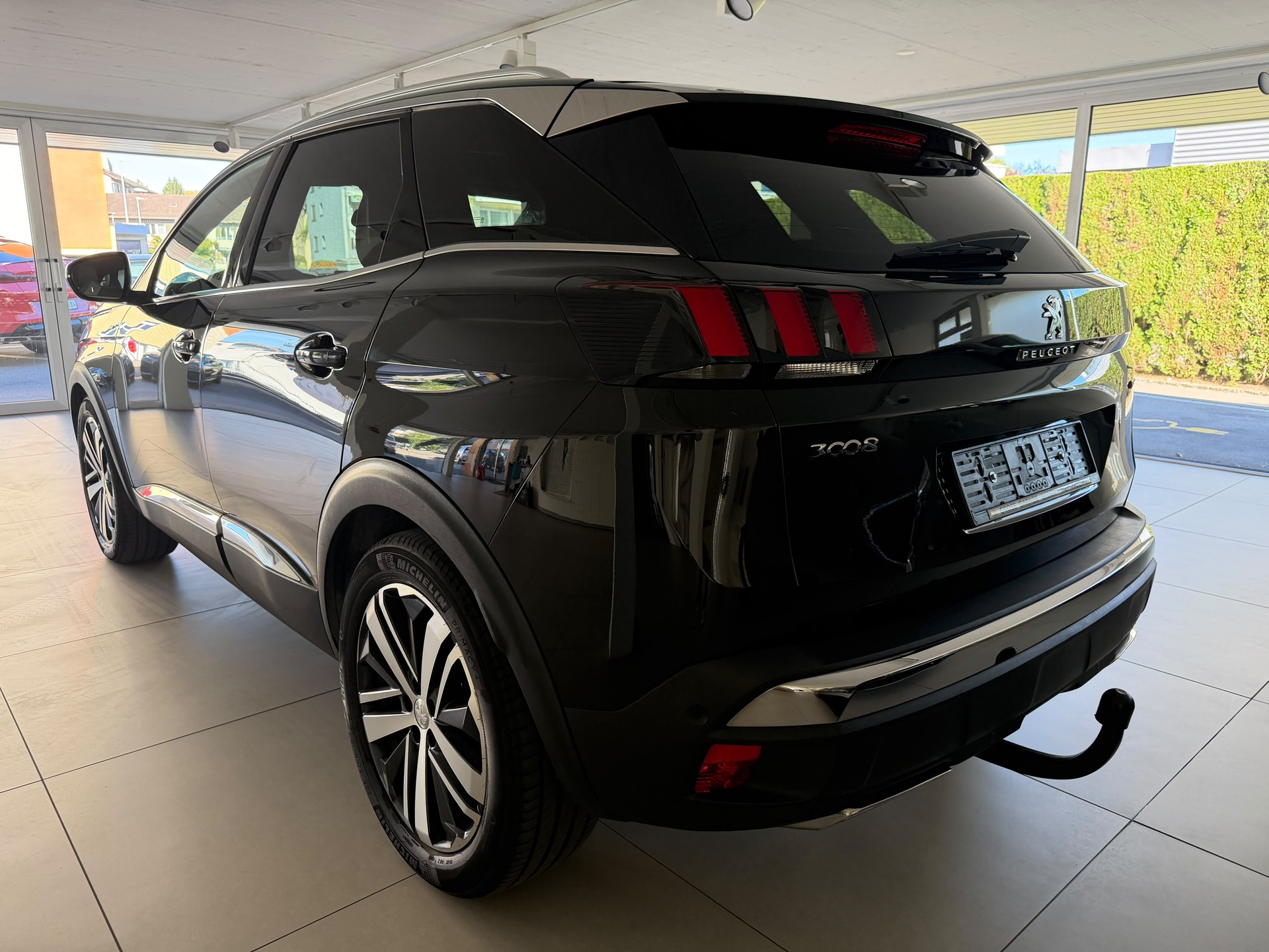 PEUGEOT 3008 2.0 BlueHDi GT EAT-image-6
