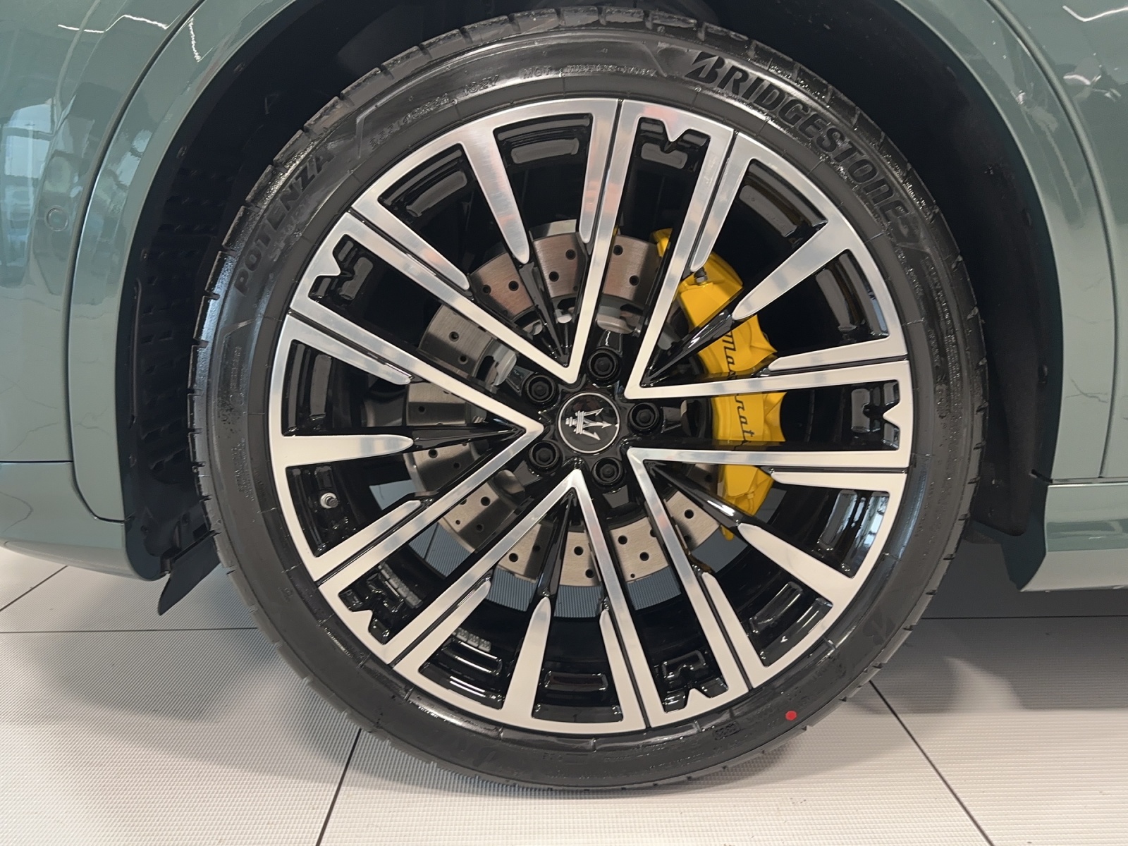 MASERATI Grecale 3.0 V6 Trofeo-image-14