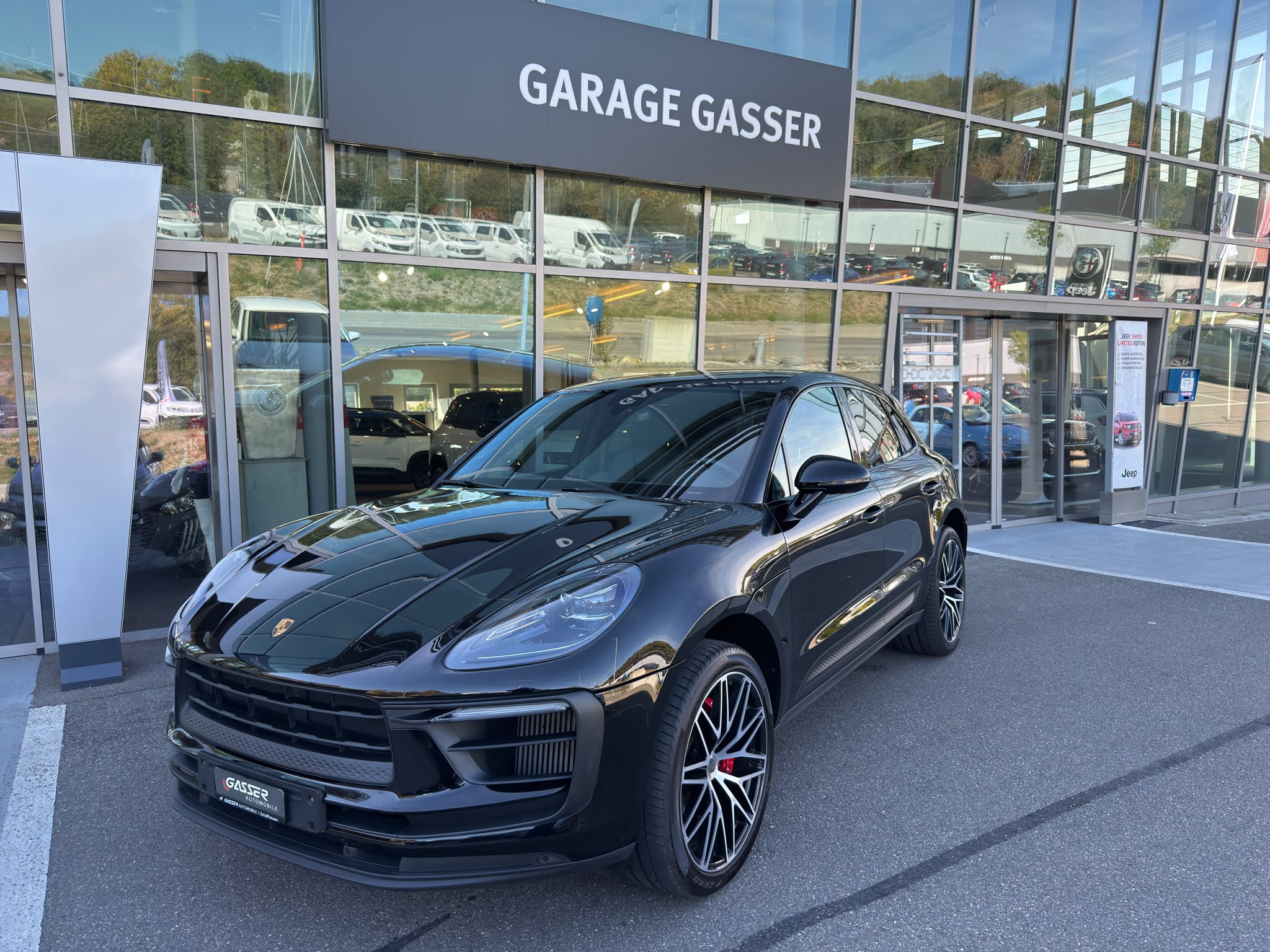 Car photo