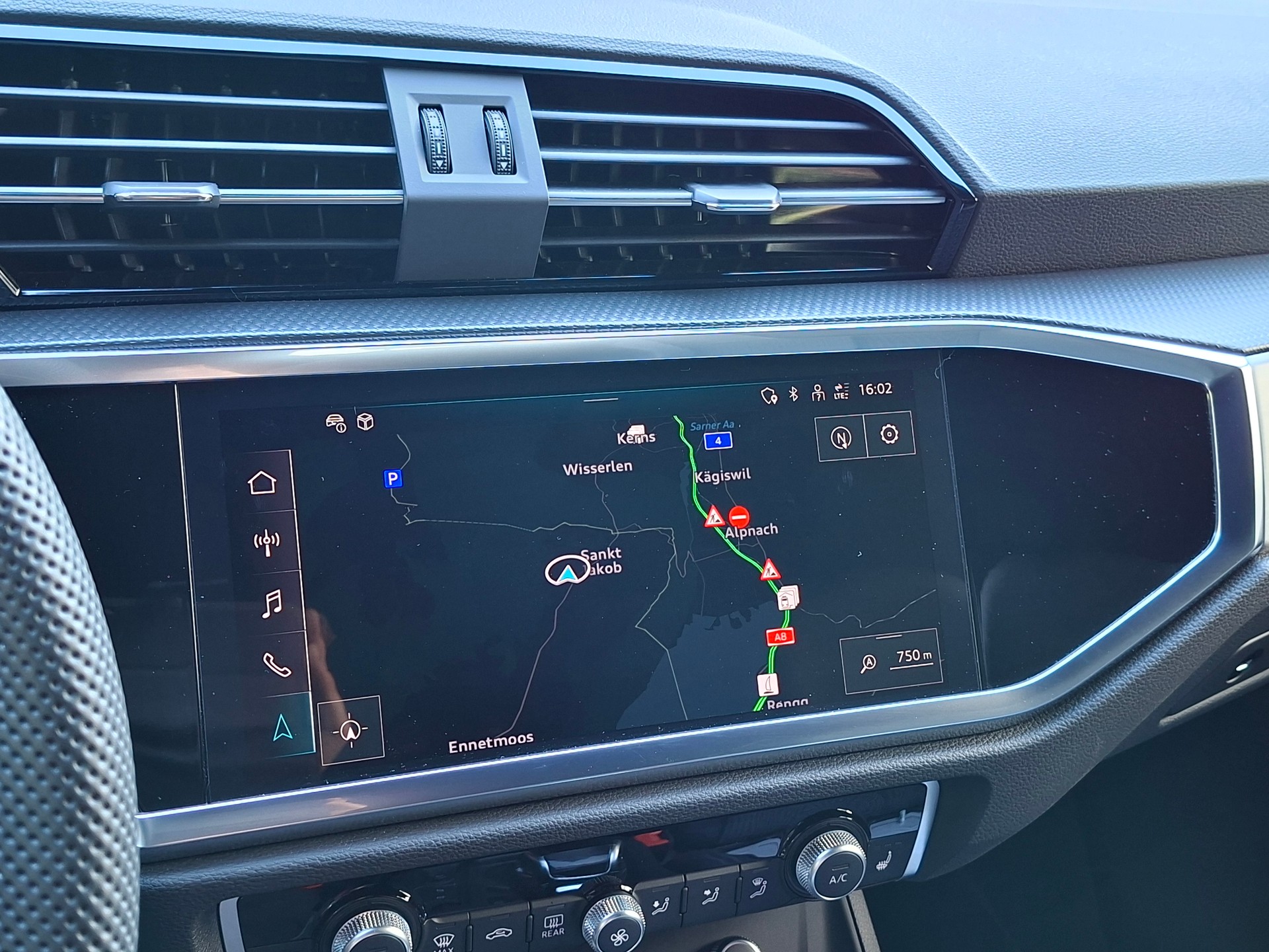 AUDI Q3 Sportback 35 TFSI S line Attraction S-tronic *CH-Fahrzeug mit Audi Garantie 5 J./100'000km*-image-11