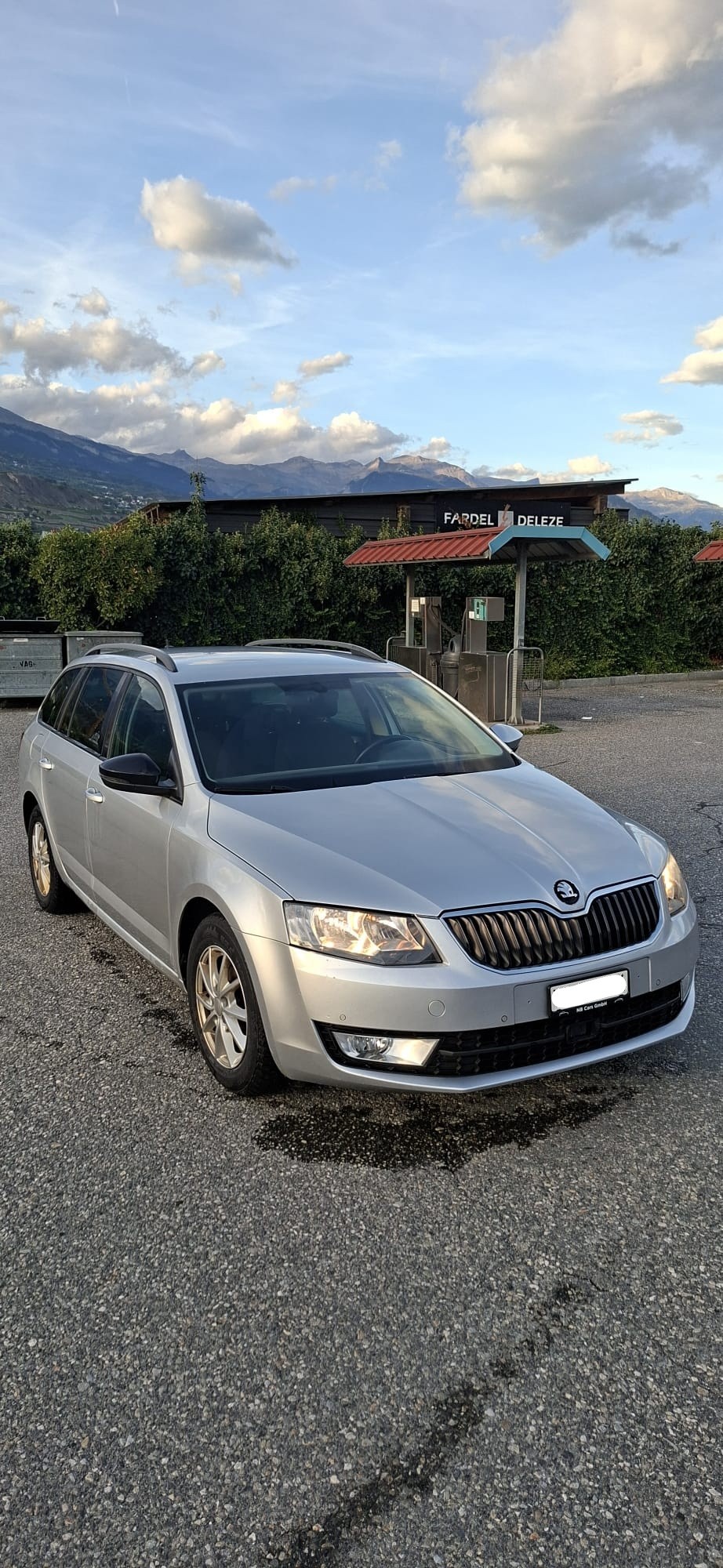 SKODA 1.6 TDI 110 Ambition DSG-image-1