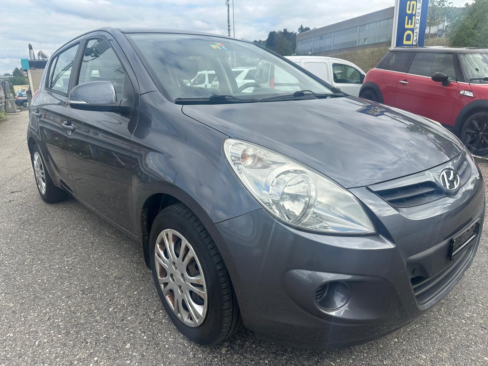 HYUNDAI i20 1.4 CRDi Blue-image-2