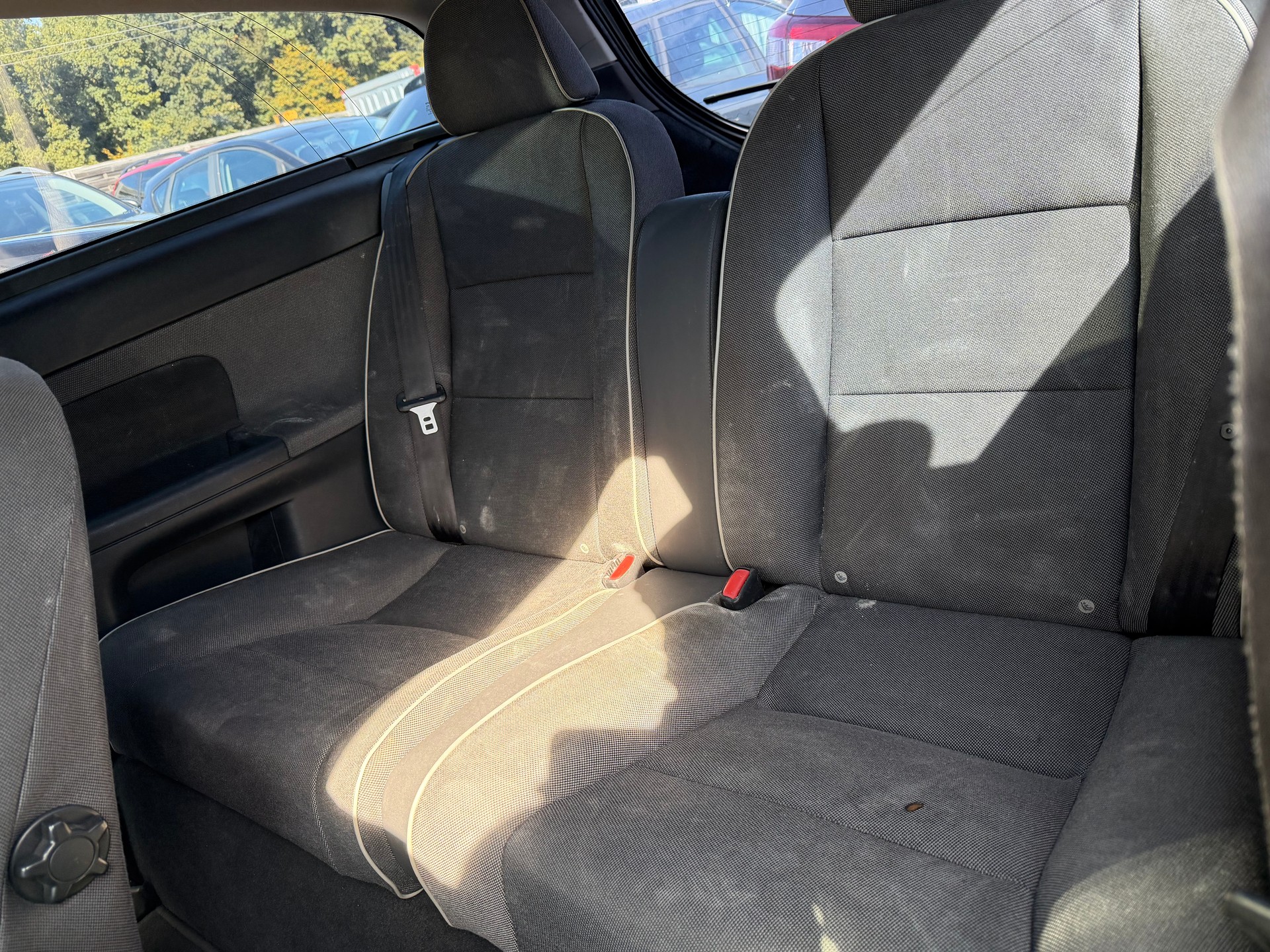 VOLVO C30 1.6D-image-5