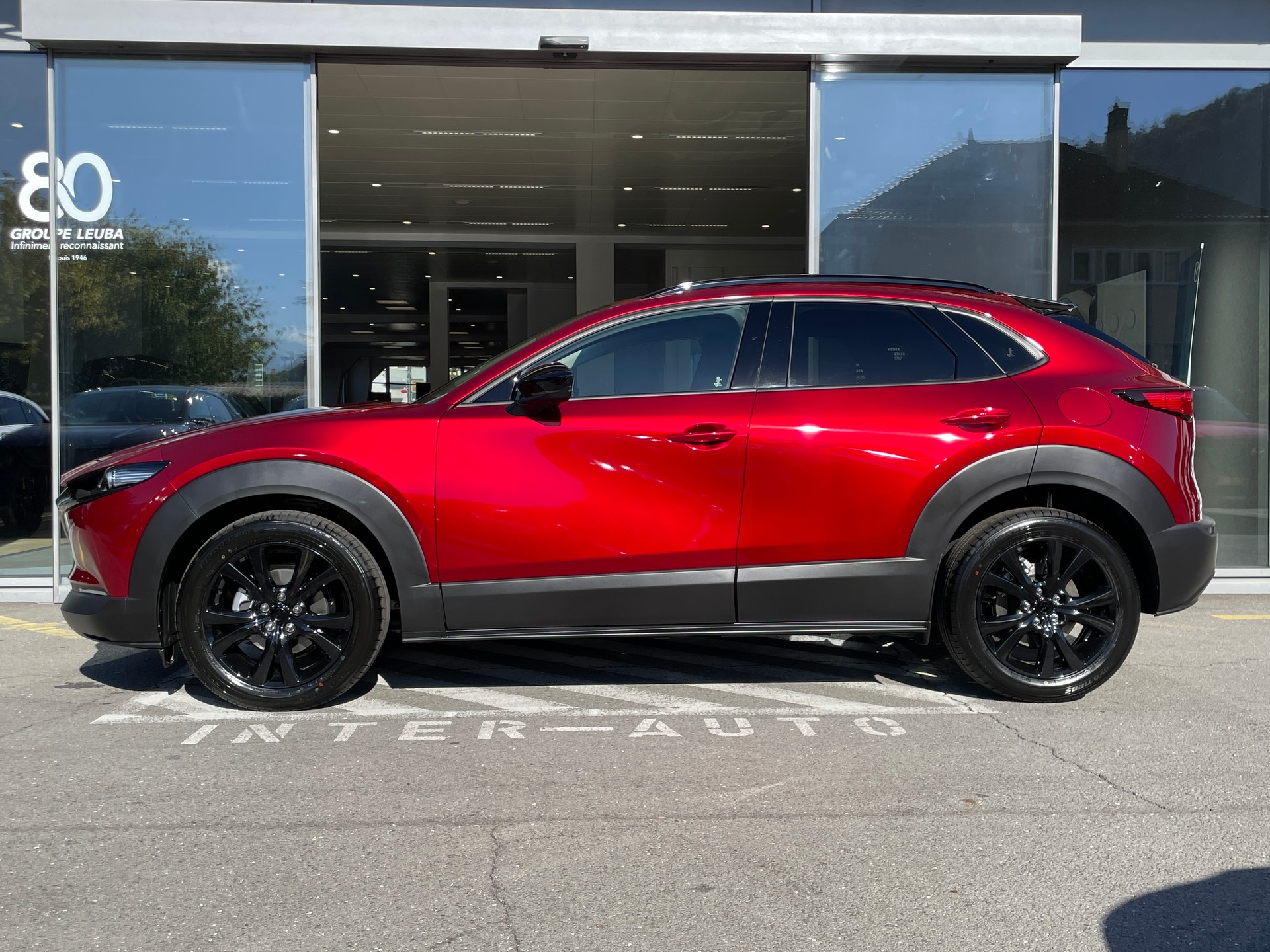 MAZDA CX-30 SKYACTIV-X 186 M Hybrid Homura Plus AWD AT-image-2