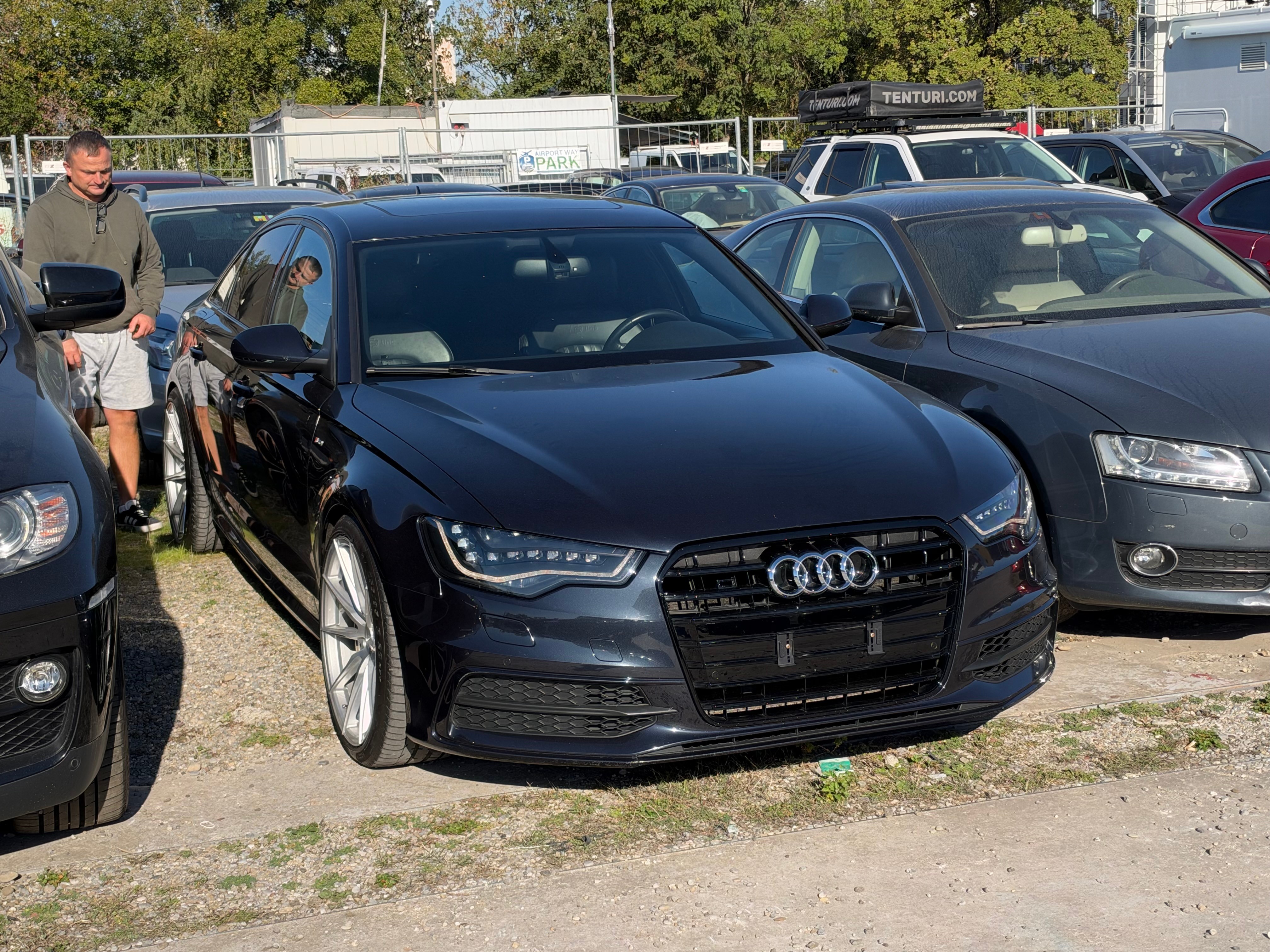 Car photo