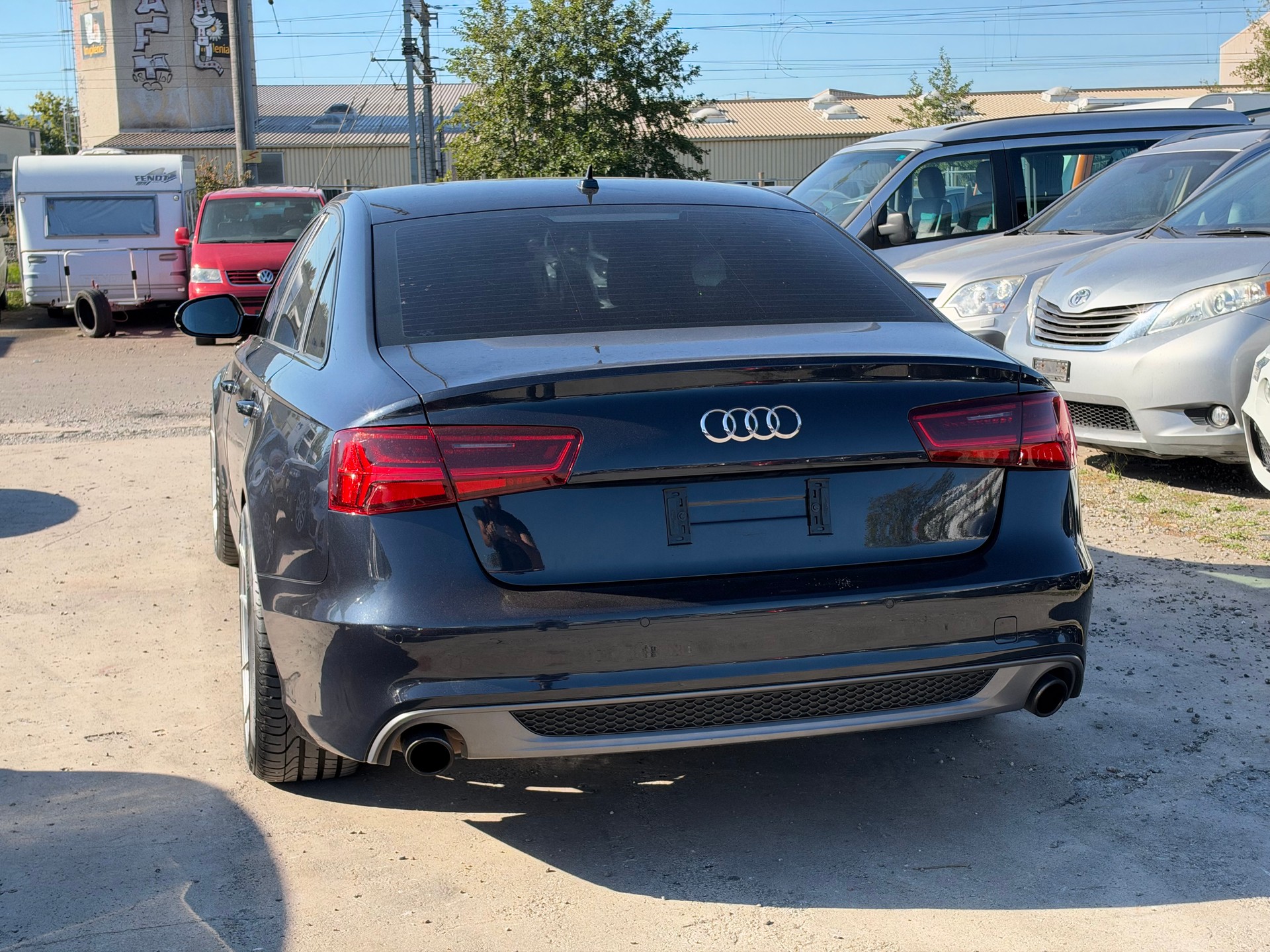 AUDI A6-image-6