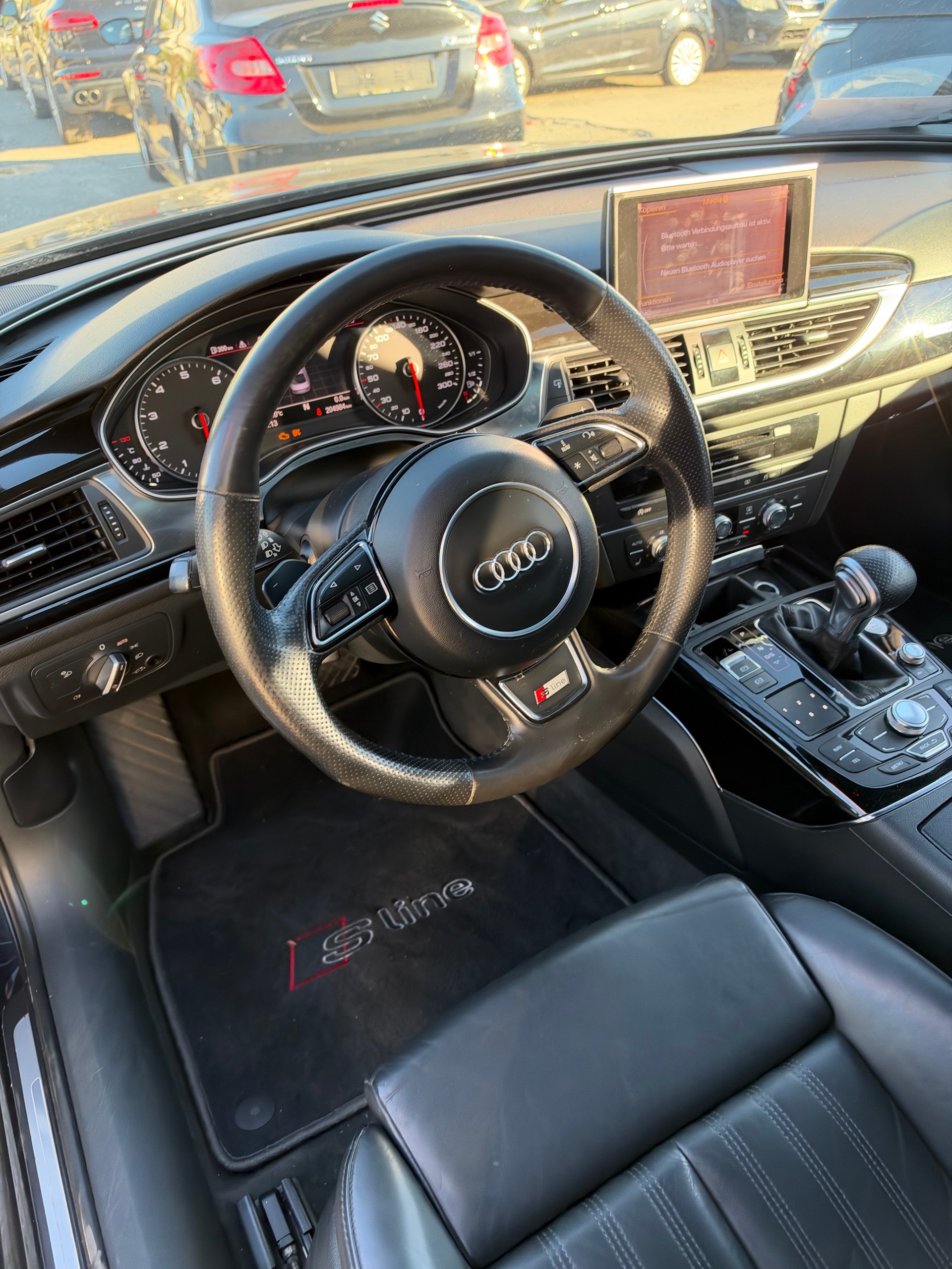 AUDI A6-image-14
