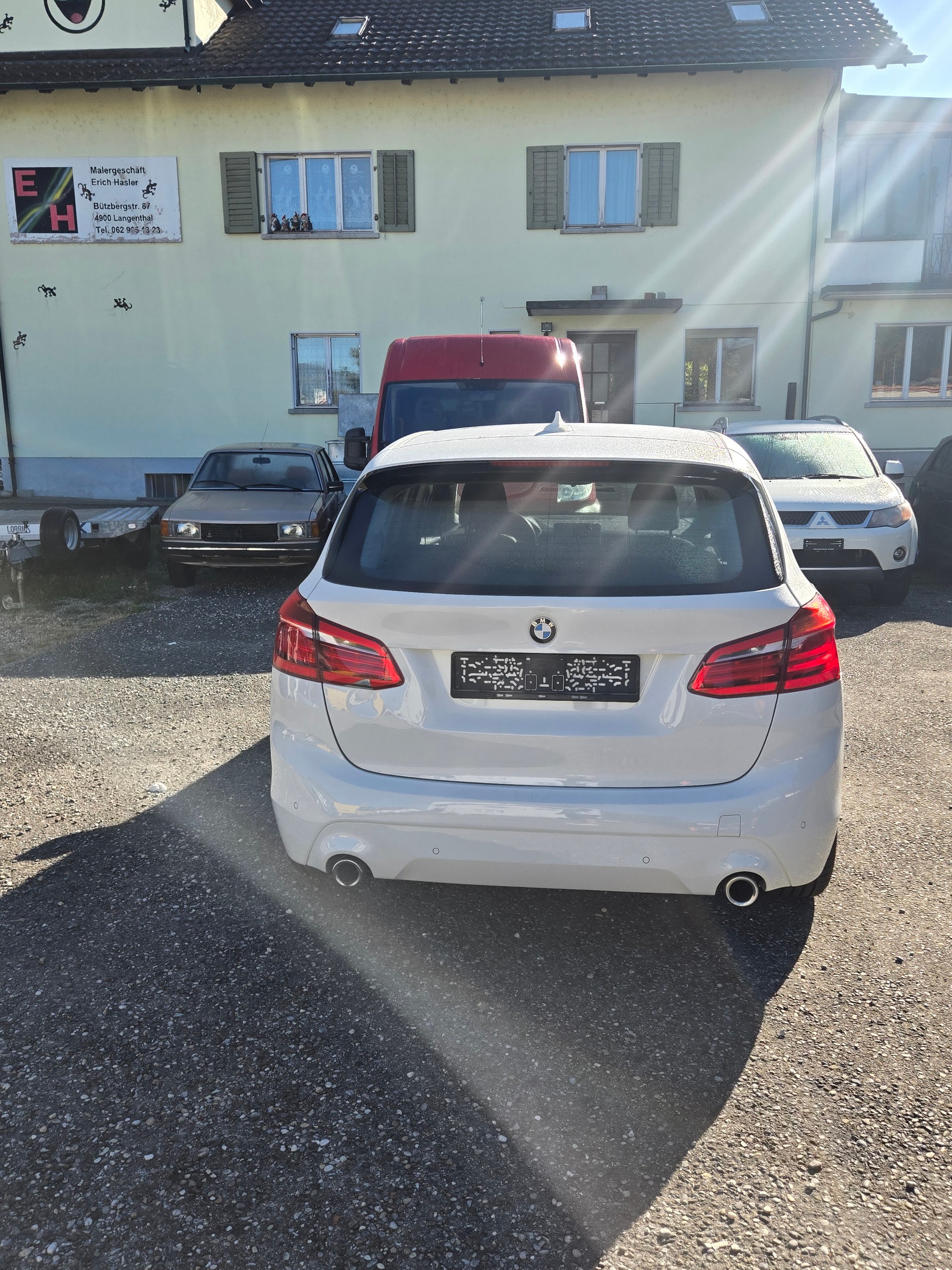 BMW 218d xDrive Active Tourer Steptronic Sport Line-image-3