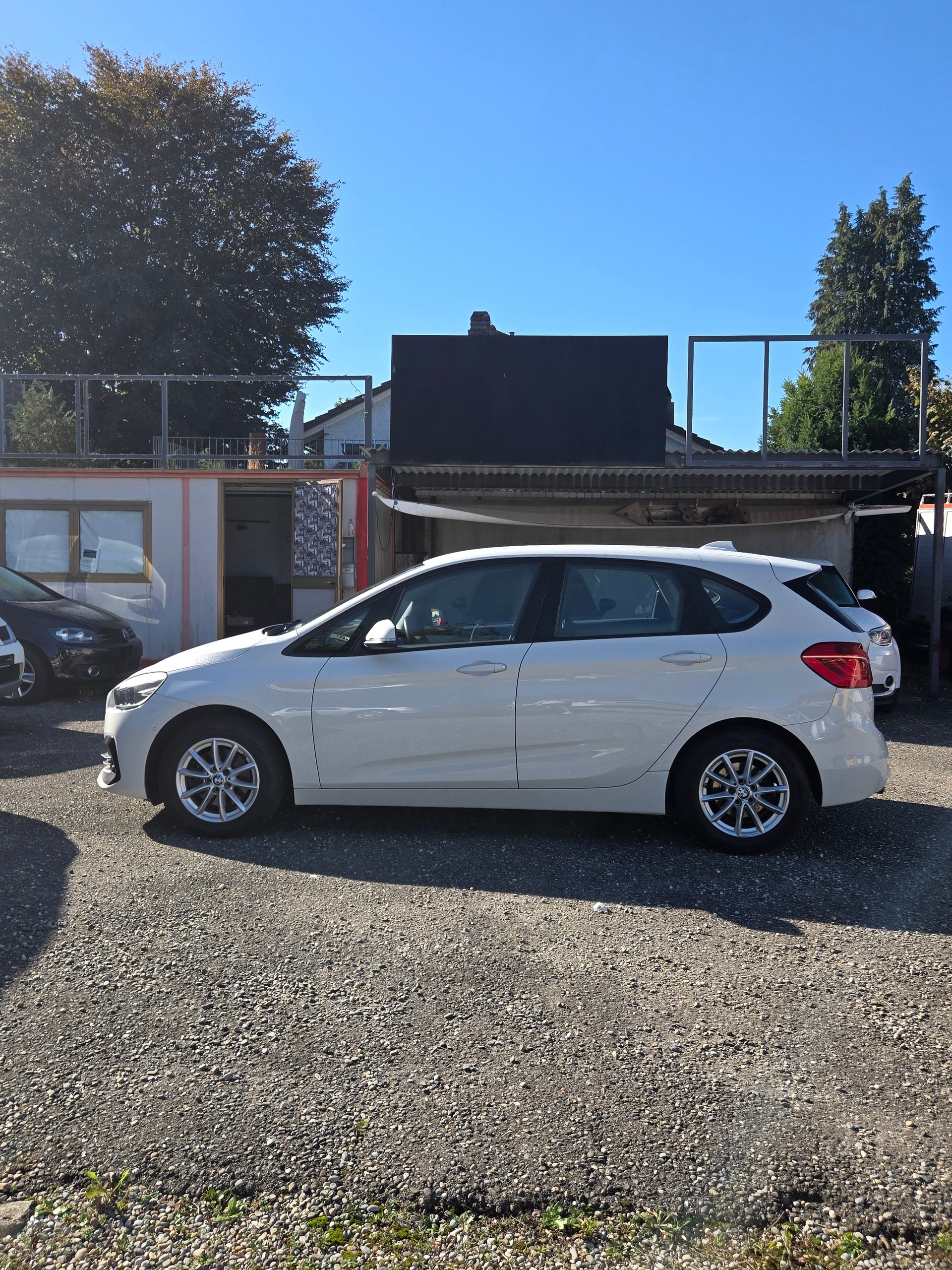 BMW 218d xDrive Active Tourer Steptronic Sport Line-image-5