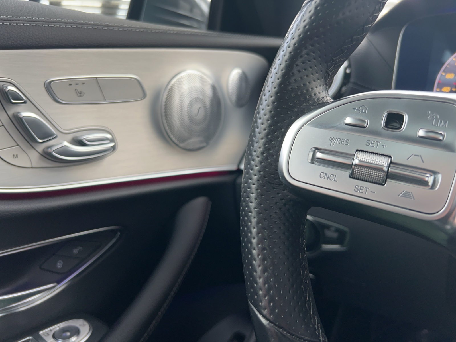 MERCEDES-BENZ E 450 Coupé AMG Line 4 Matic 9G-Tronic-image-12