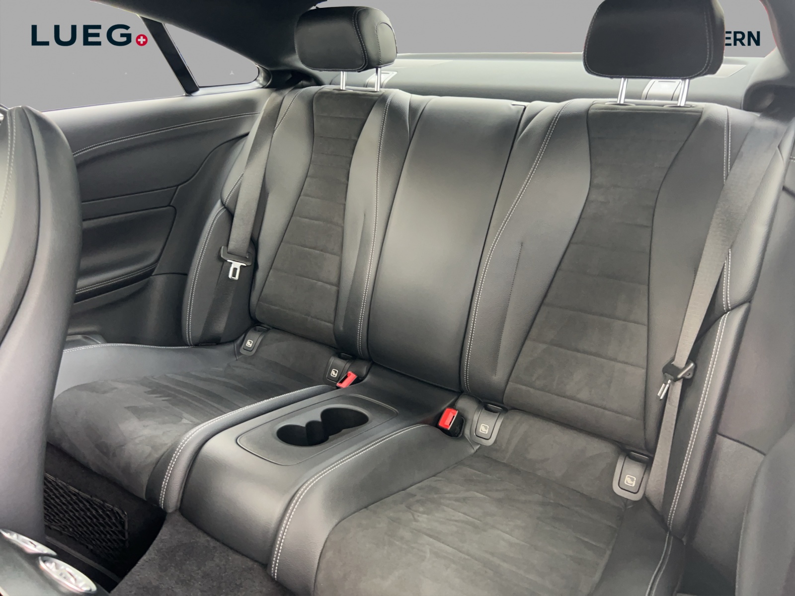 MERCEDES-BENZ E 450 Coupé AMG Line 4 Matic 9G-Tronic-image-13