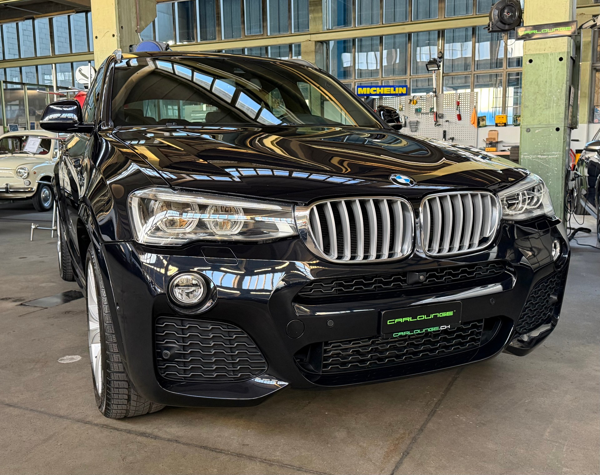 BMW X4 xDrive 30d M-Sport- & Aerodynamikpaket / Steptronic Automat-image-16