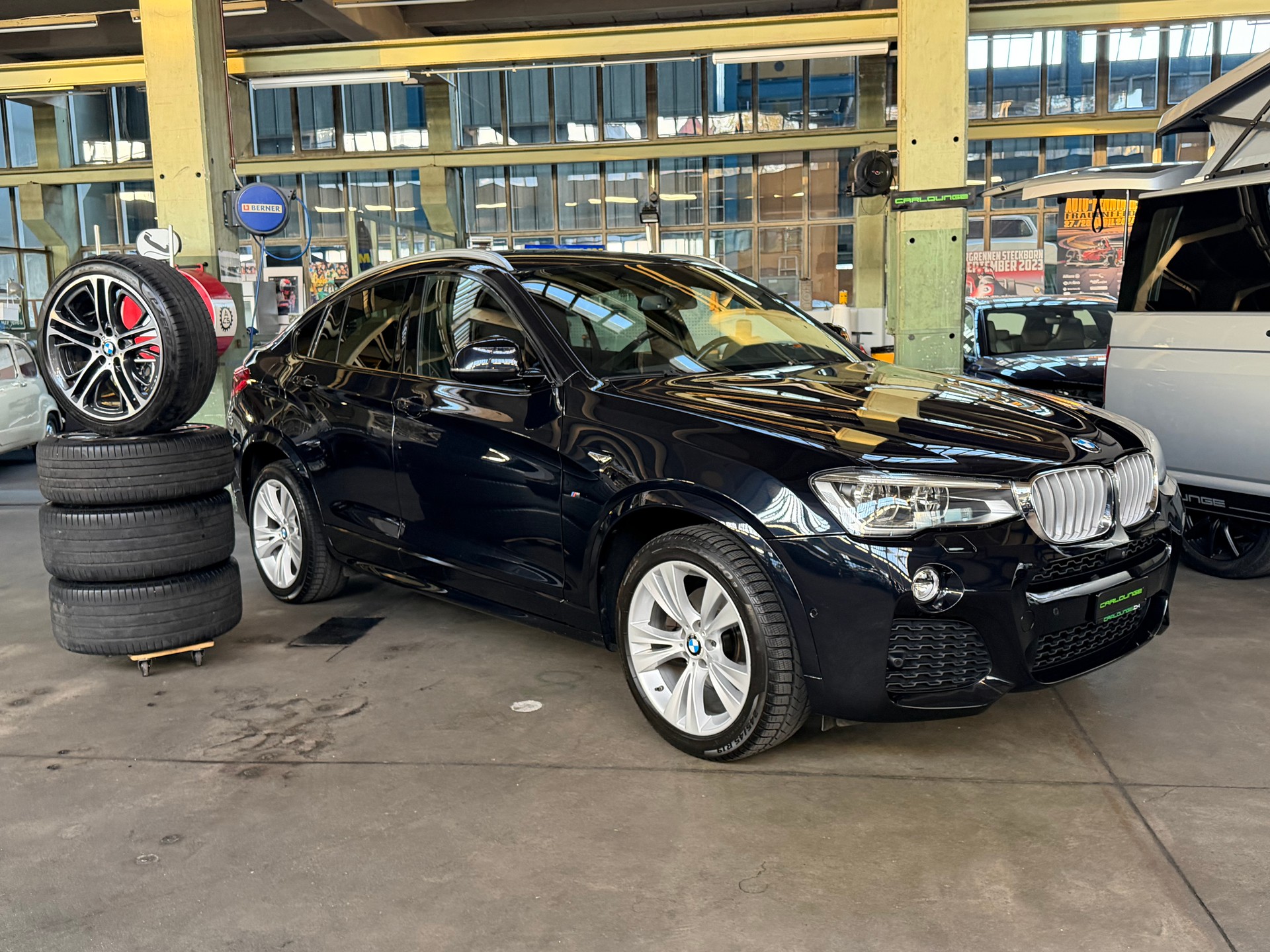 BMW X4 xDrive 30d M-Sport- & Aerodynamikpaket / Steptronic Automat-image-9