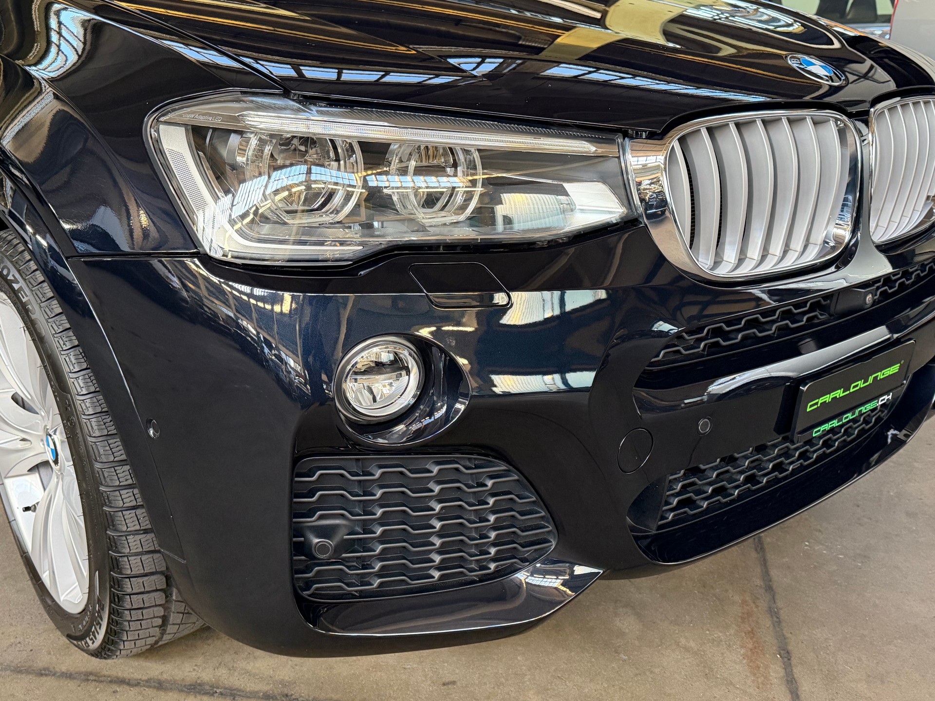 BMW X4 xDrive 30d M-Sport- & Aerodynamikpaket / Steptronic Automat-image-13
