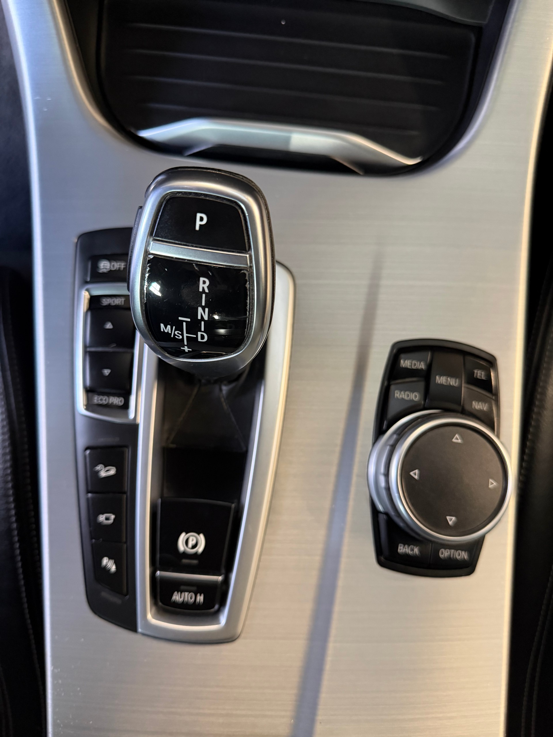 BMW X4 xDrive 30d M-Sport- & Aerodynamikpaket / Steptronic Automat-image-18