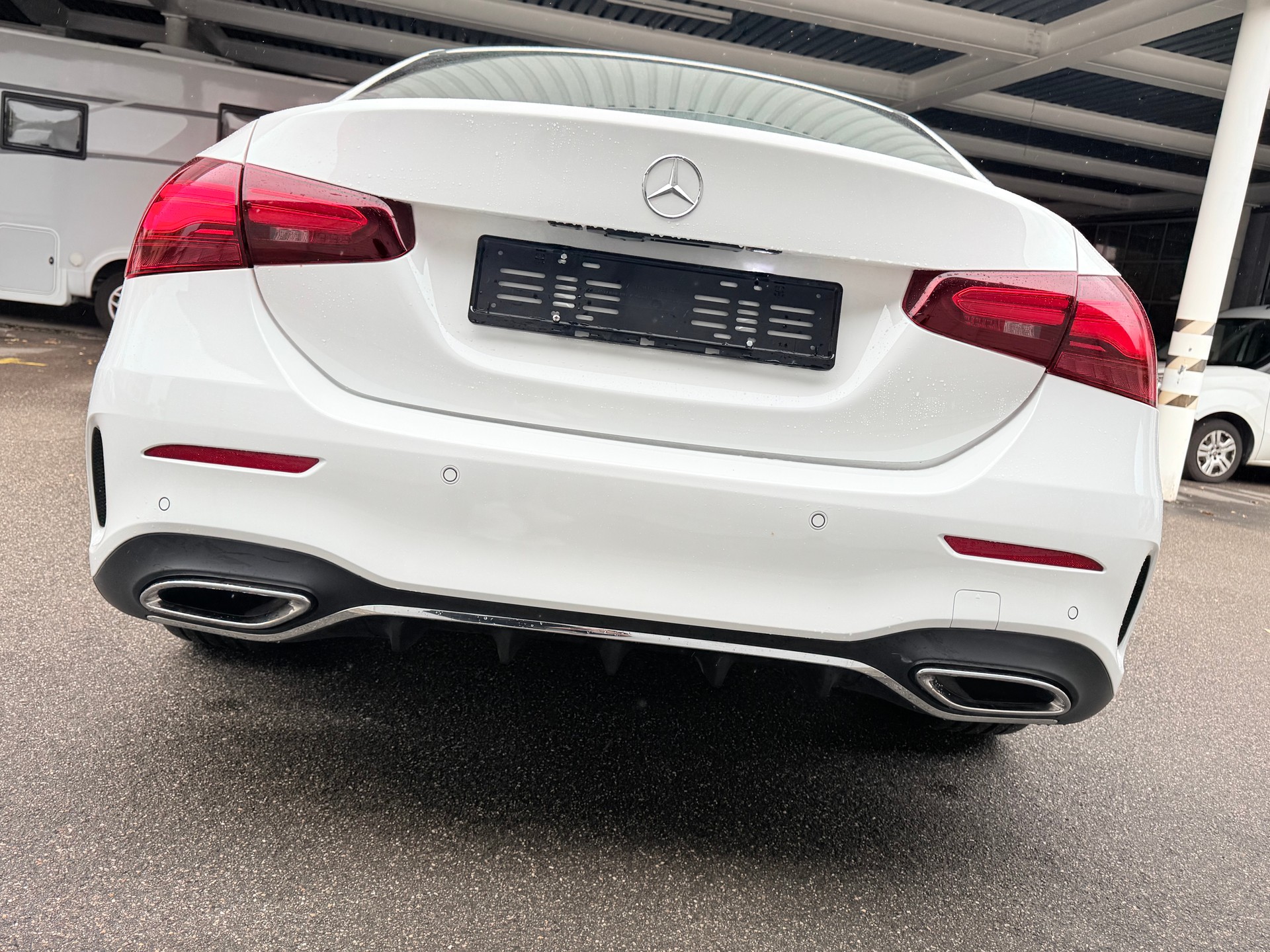 MERCEDES-BENZ A 200 AMG Line 7G-DCT-image-8