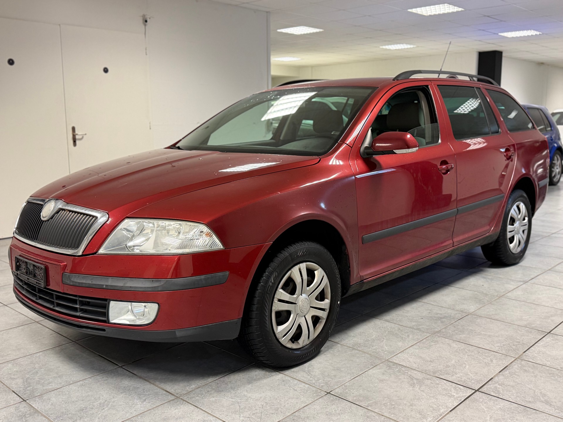 SKODA Octavia 1.9 TDI Swiss Ice Hockey 4x4-image-5