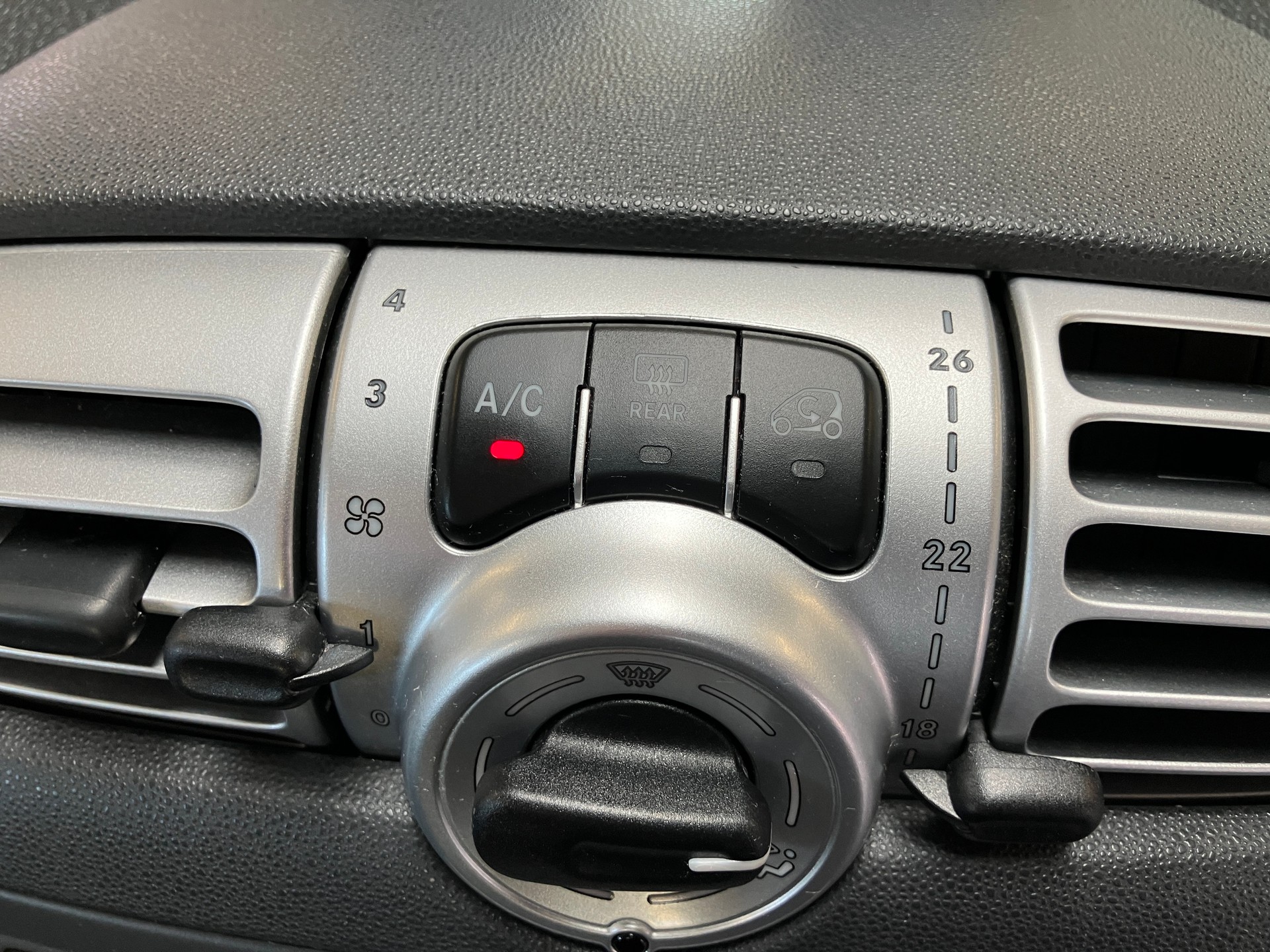 SMART fortwo pulse softouch-image-13