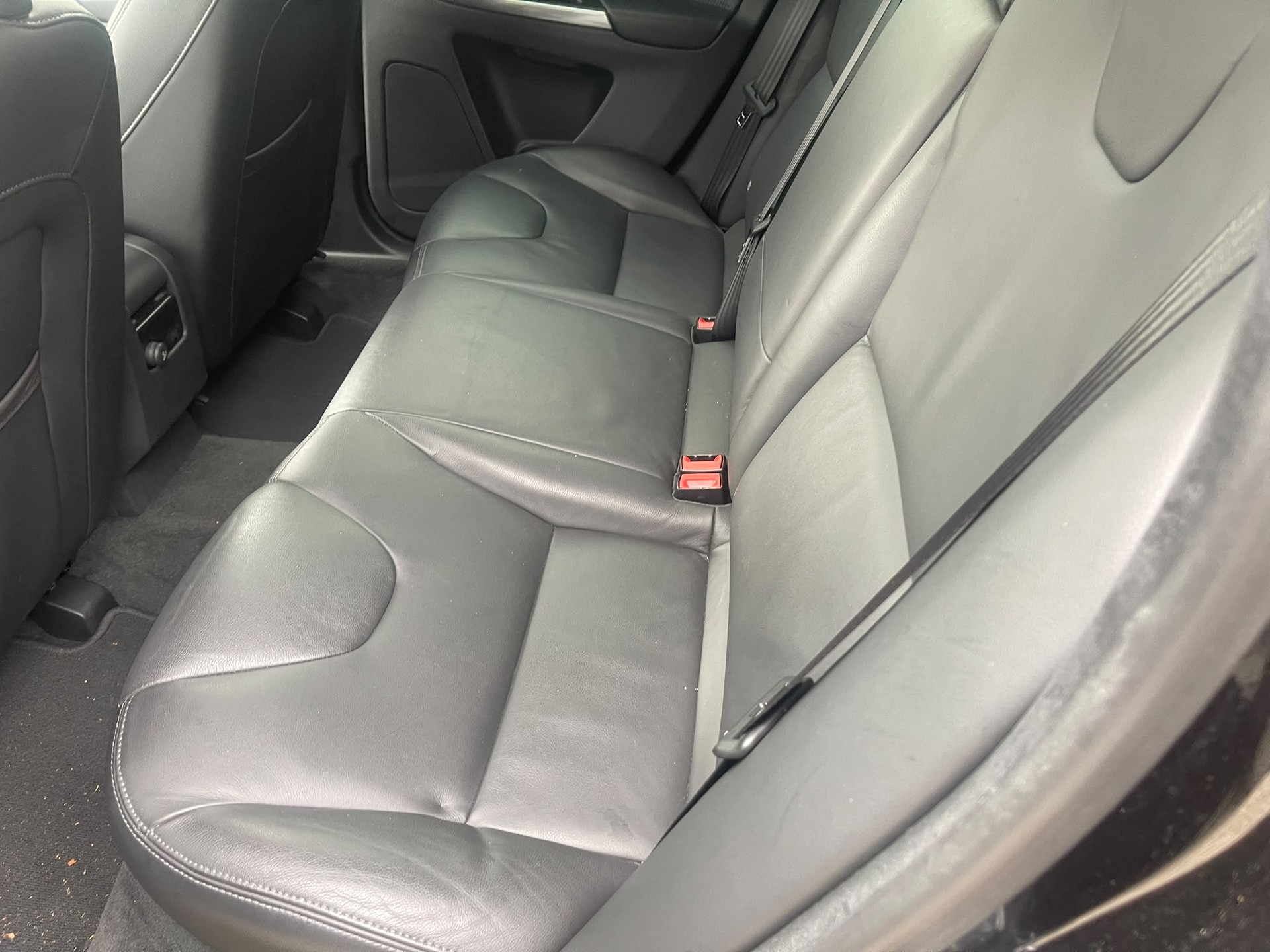 VOLVO XC60 D4 AWD Summum Geartronic-image-10