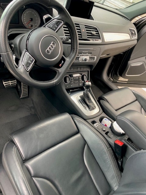 AUDI RS Q3 2.5 TFSI performance quattro S-tronic-image-4