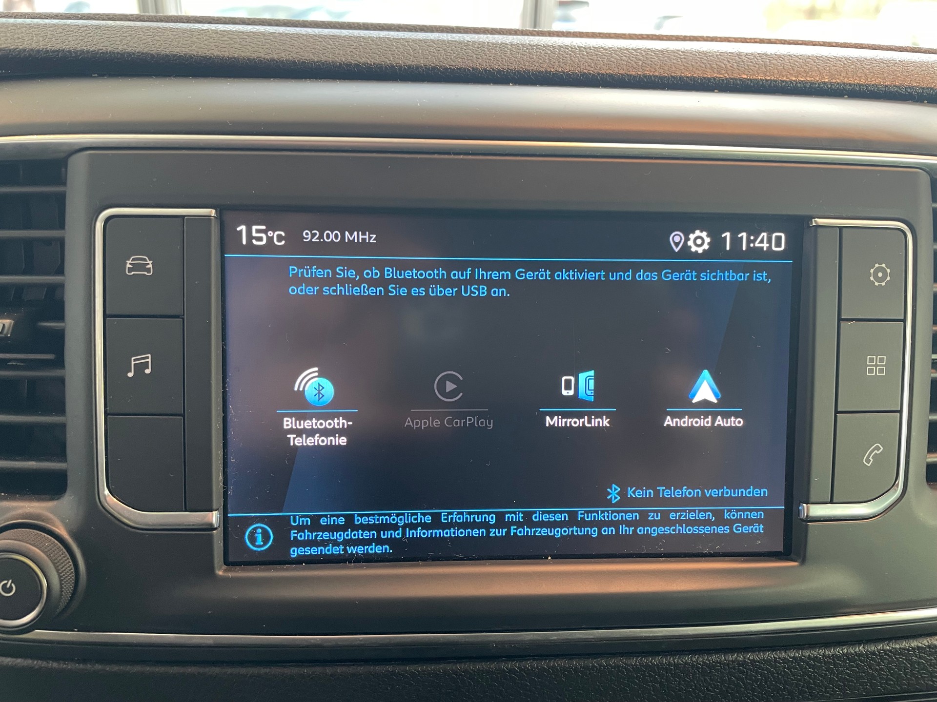 PEUGEOT Expert HDi140 S&S Prem. S-image-12