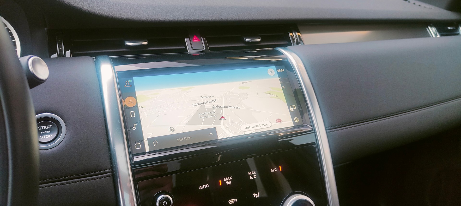 LAND ROVER Discovery Sport P300e 1.5 PHEV SE AT8-image-9