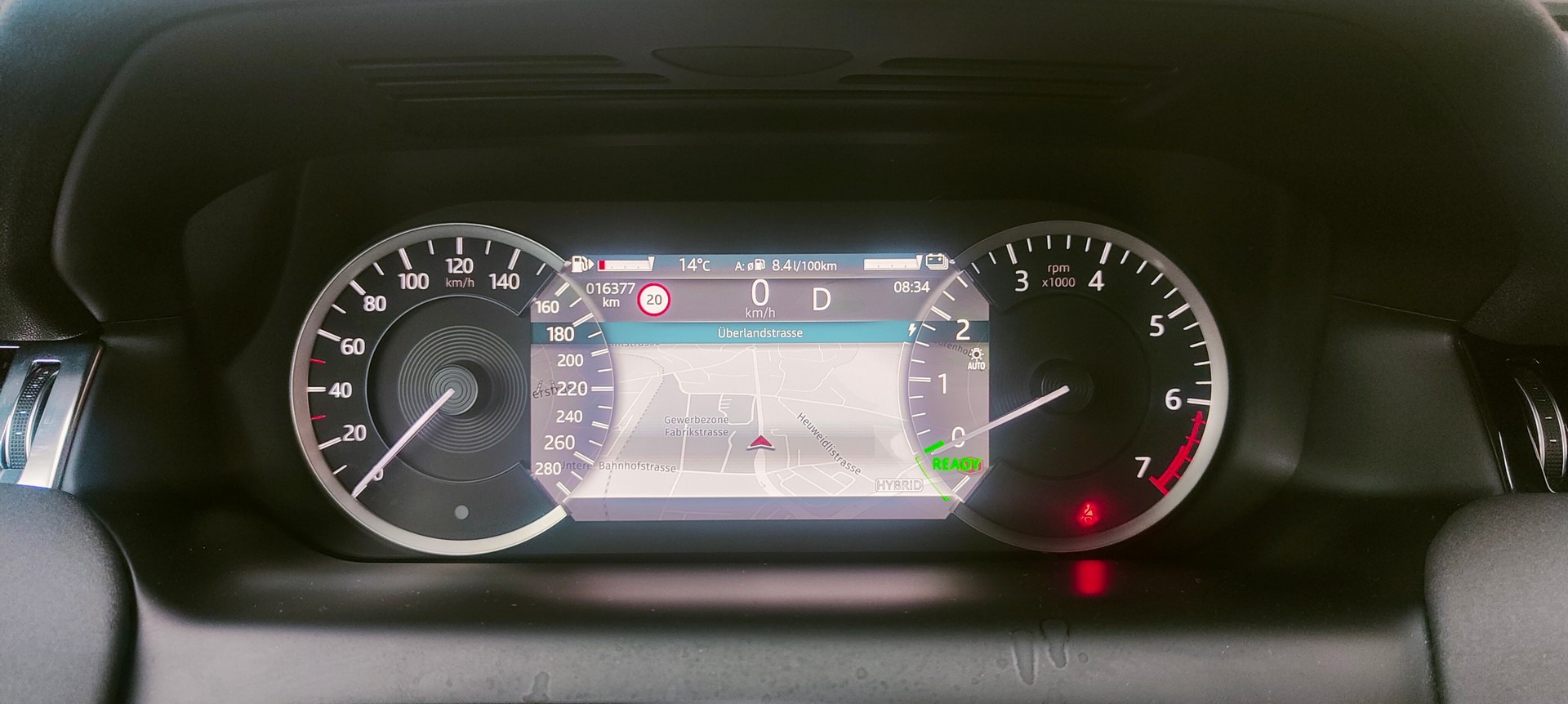 LAND ROVER Discovery Sport P300e 1.5 PHEV SE AT8-image-8