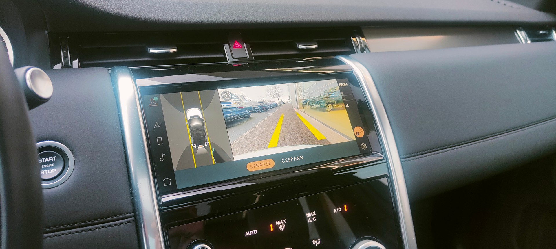 LAND ROVER Discovery Sport P300e 1.5 PHEV SE AT8-image-10