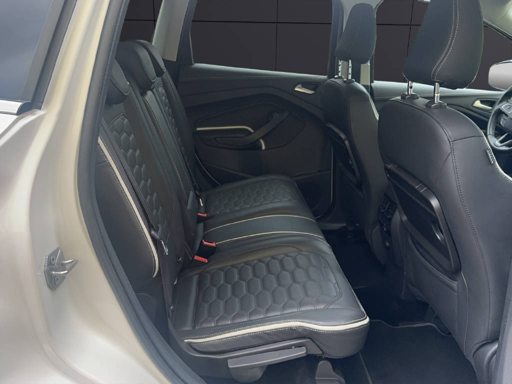 FORD Kuga 2.0 TDCi 180 Vignale FPS-image-13